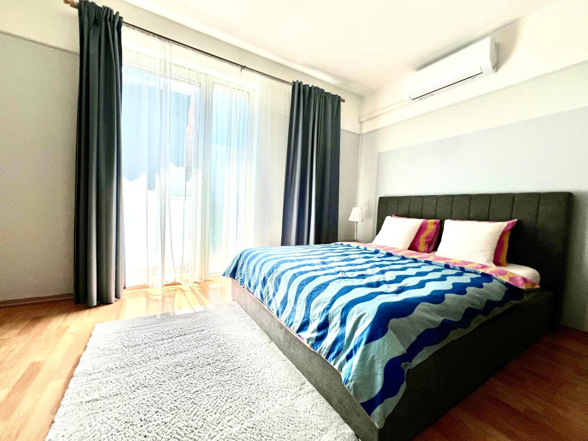 Acacia Aparhotel-near New York Cafe * Budapest