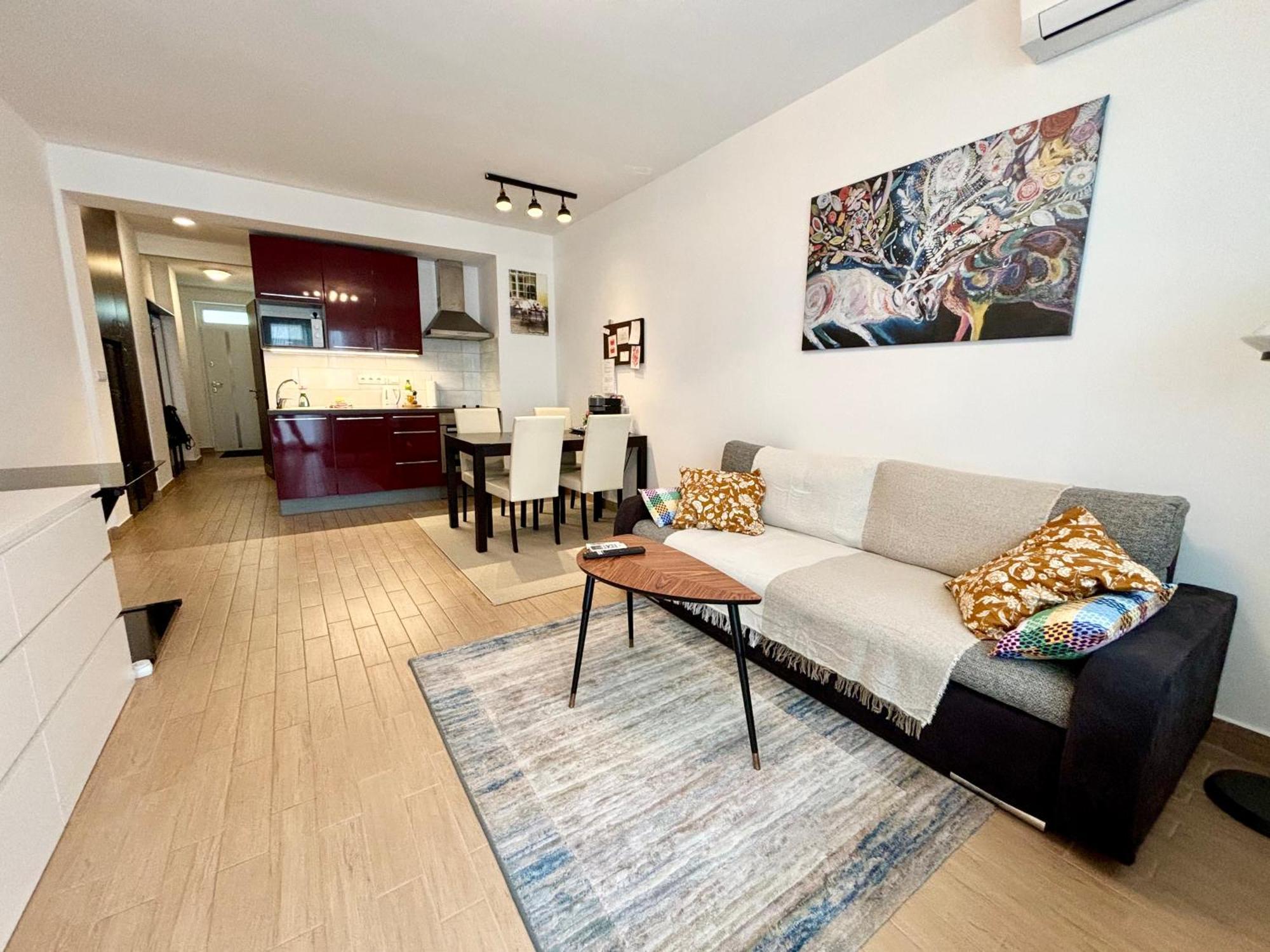 Blue Deer Apartament *