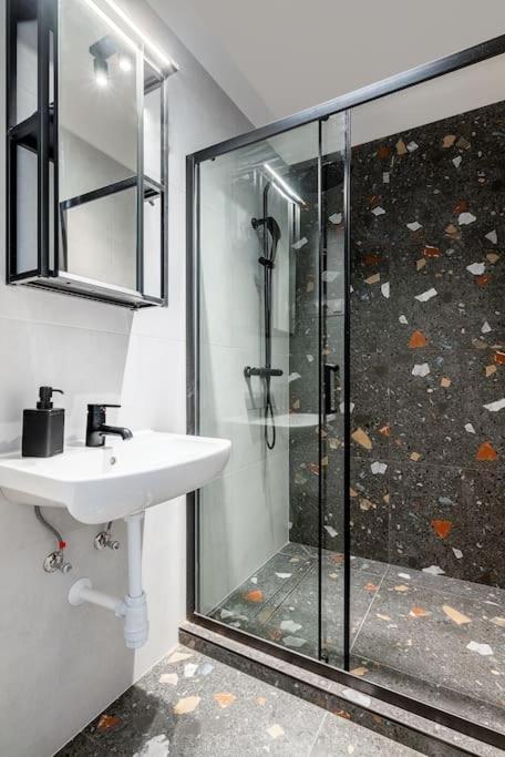 Grand Downtown - Hegedus 8 * Budapest