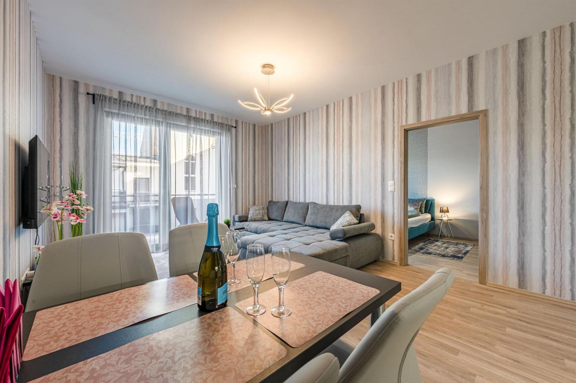 Apartament With Garage And Balcony In Center