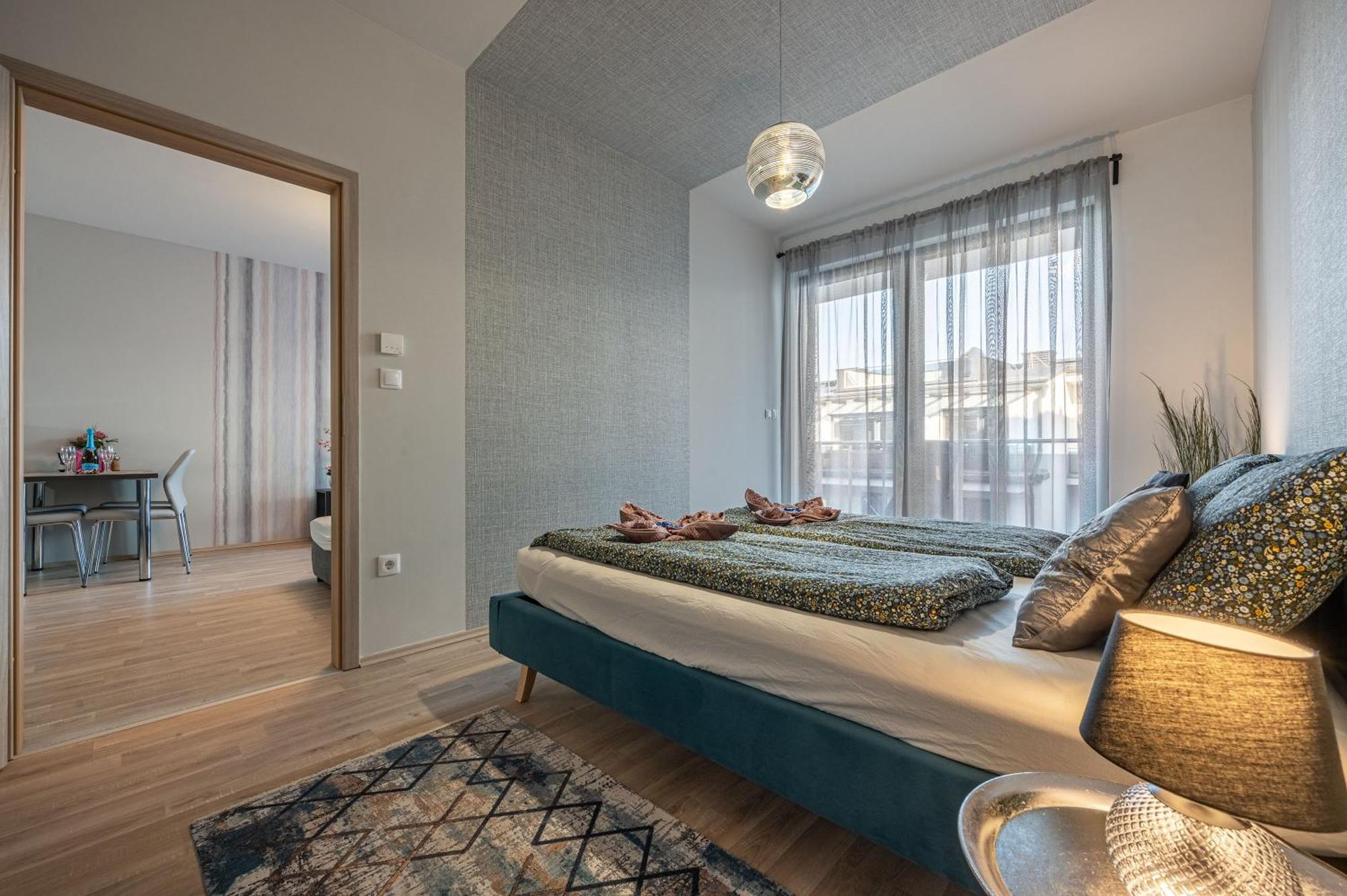 With Garage And Balcony In Center Apartmán Budapest