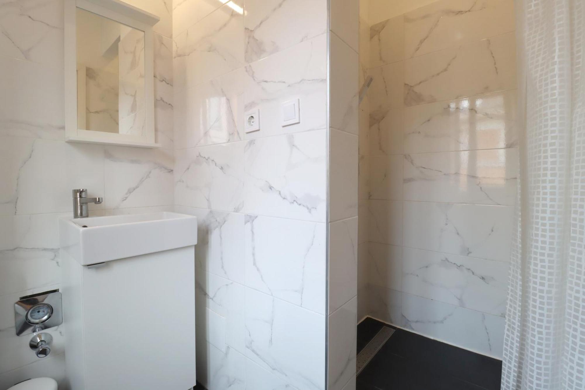 A13 Downtown With Parking Apartamento Budapest