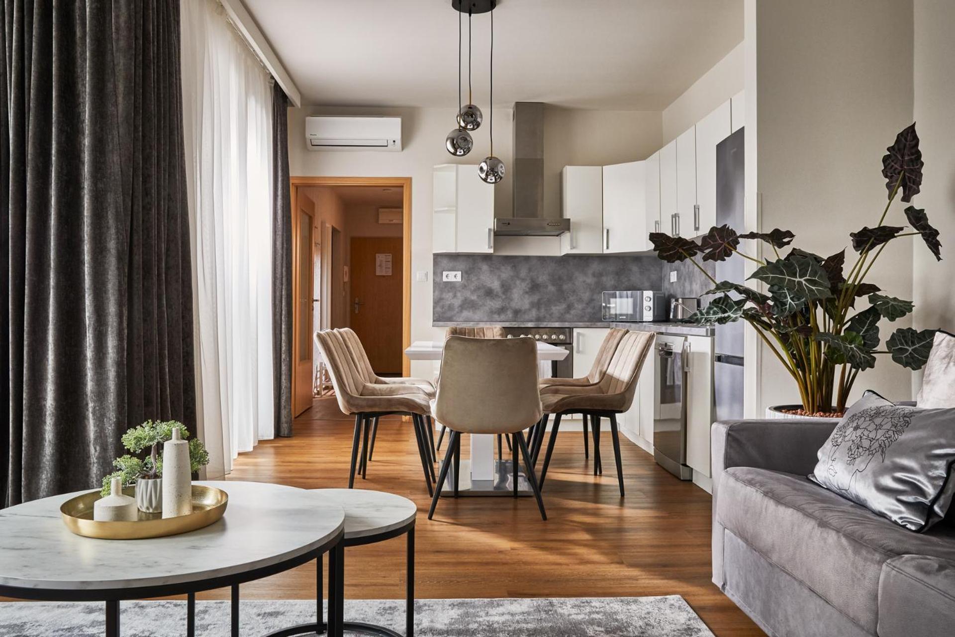 Aparthotel 7seasons 4*