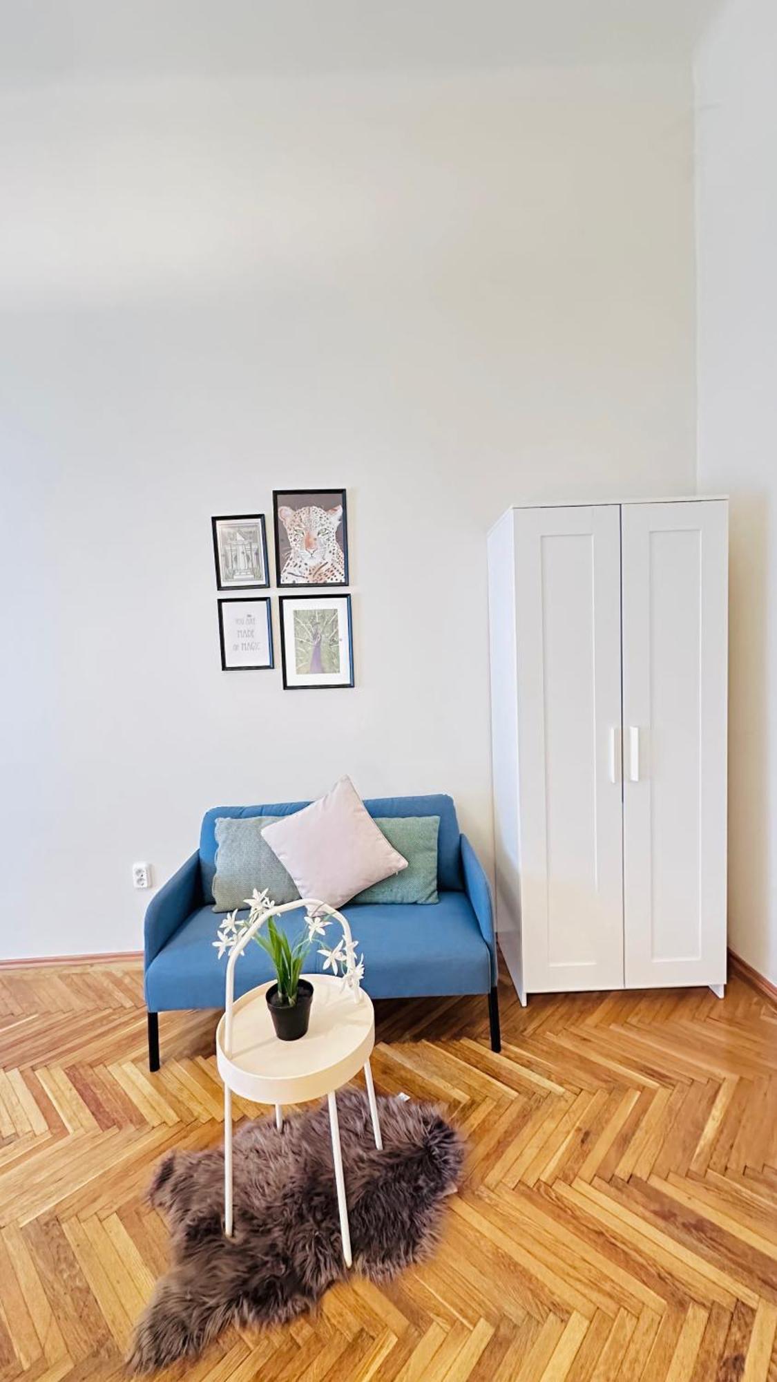 Hogyes Endre Apartment *