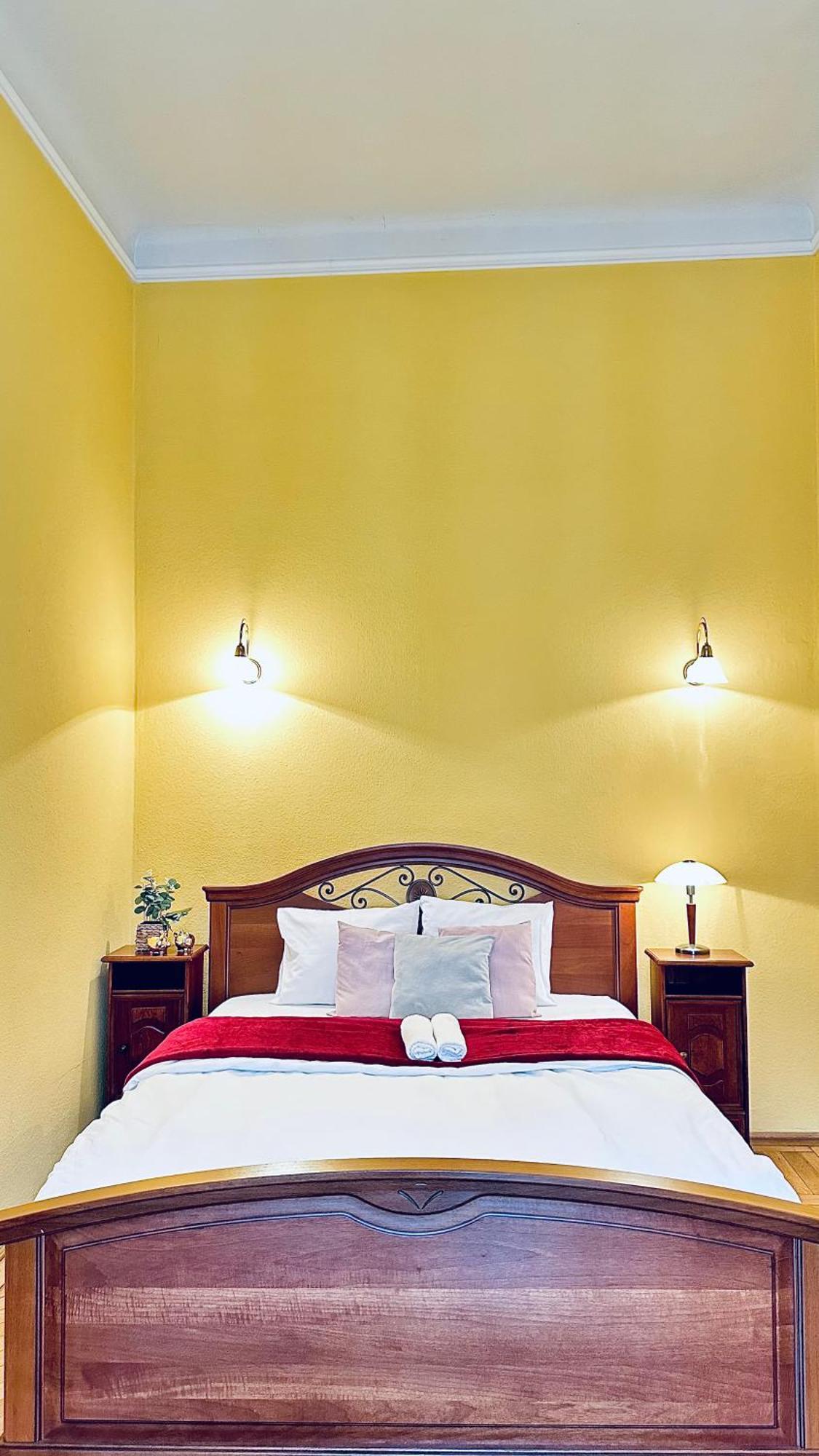 Apartmán Jozsef 69 - 2brs, 5m To Newyork Cafe *