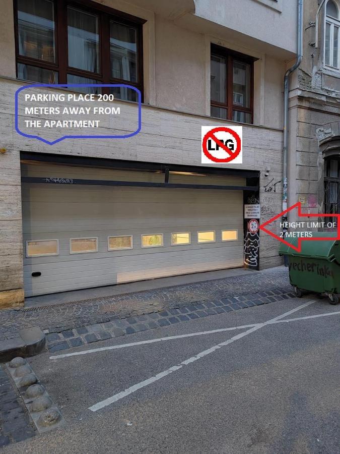 Apartmán At Gozsdu Courtyard #partyzone #downtown #freeparking *