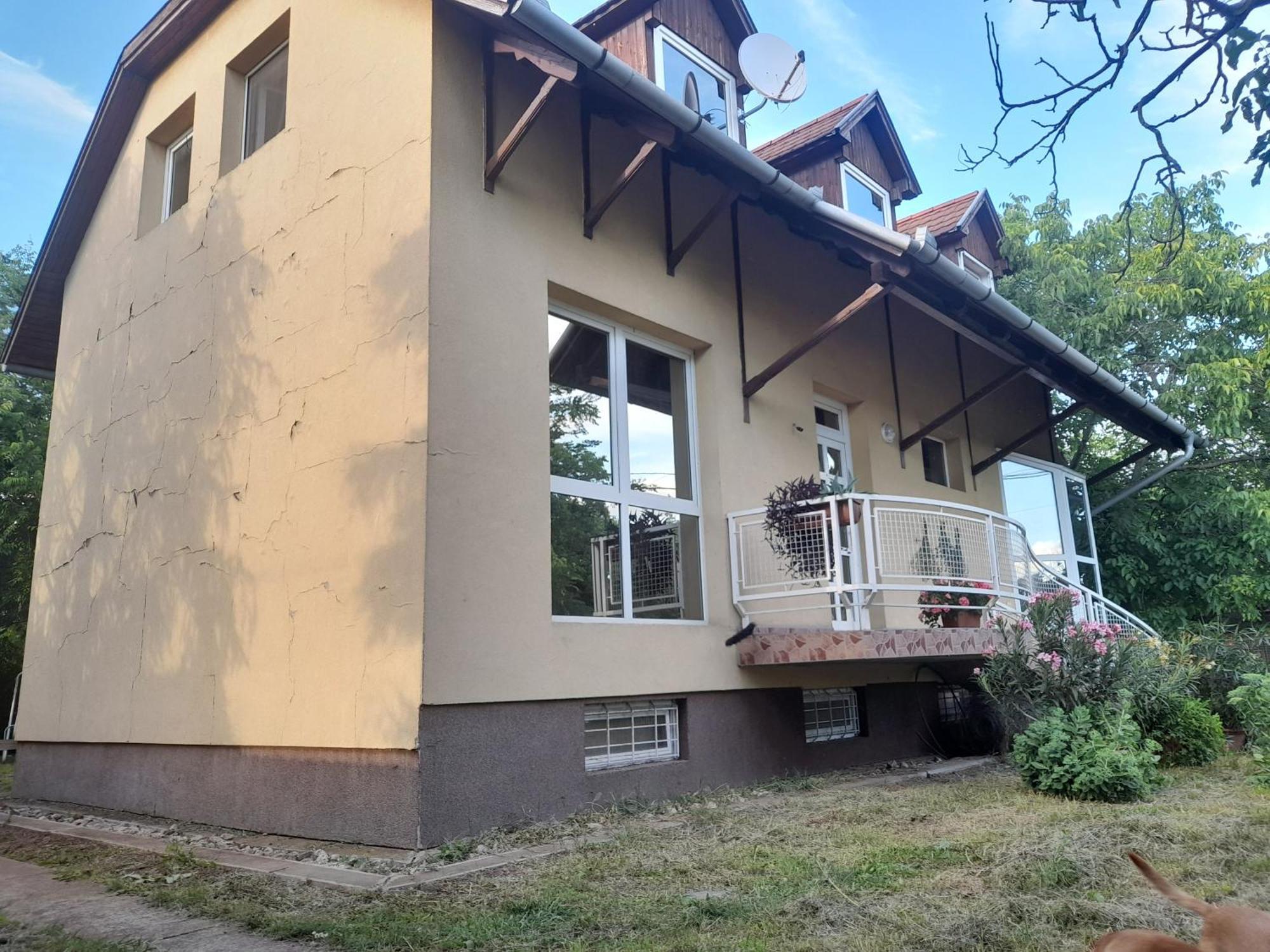 Private With Balcony *