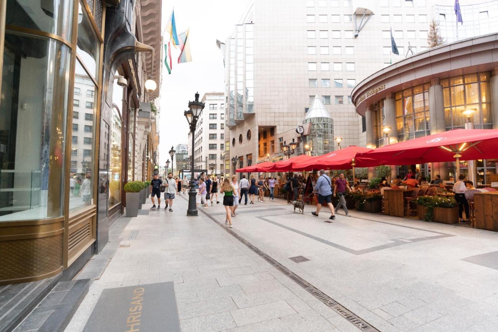 Vaci Utca Street Full Centrum Apartmán *