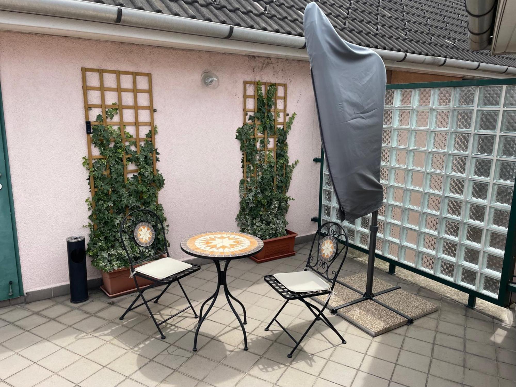 Maison d'hôtes Boulevard Panzio - Self Check-in 3*