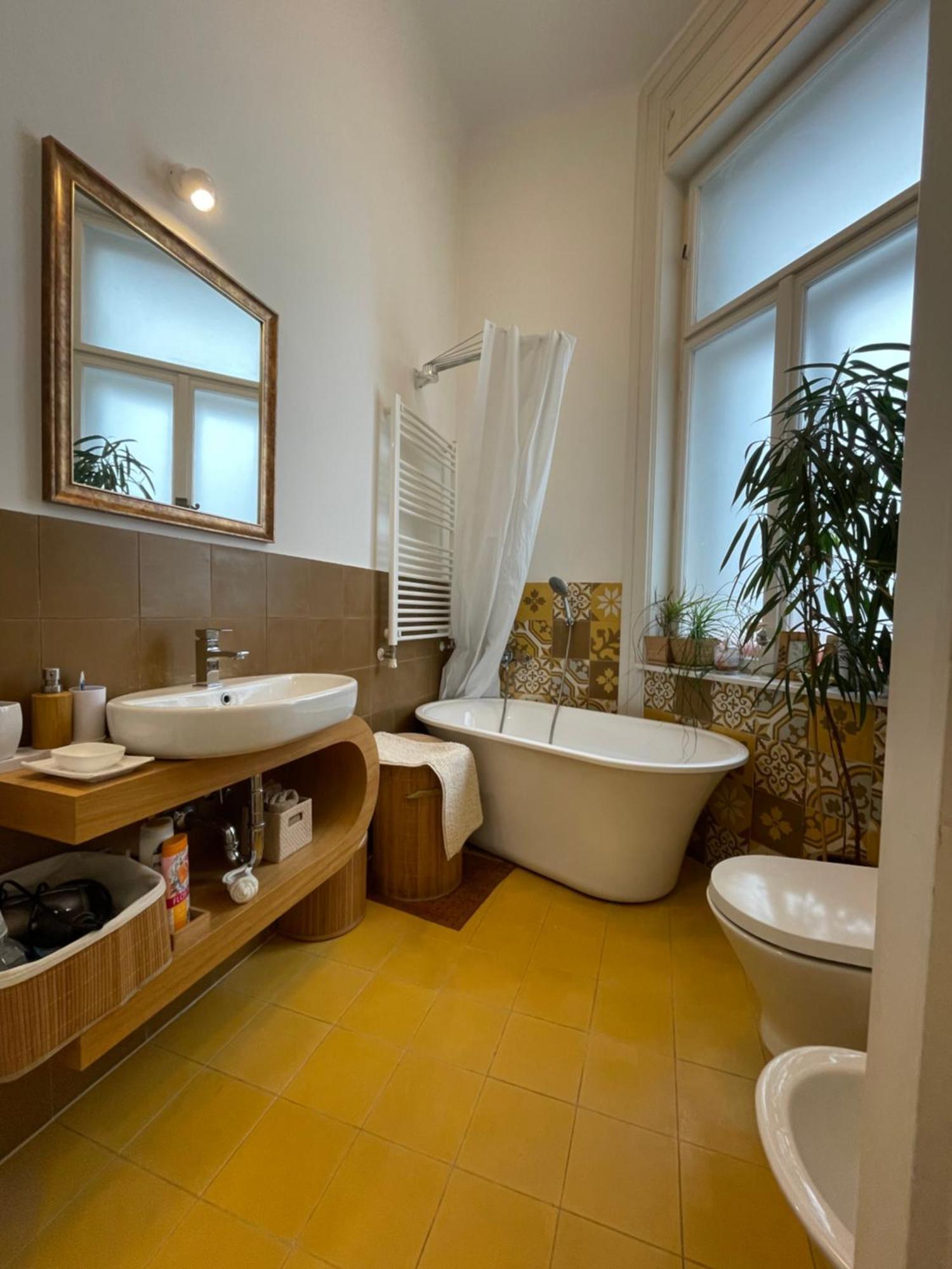 Amber Pearl 2 And 2 Bathrooms At Kalvin Square Apartamento Budapest