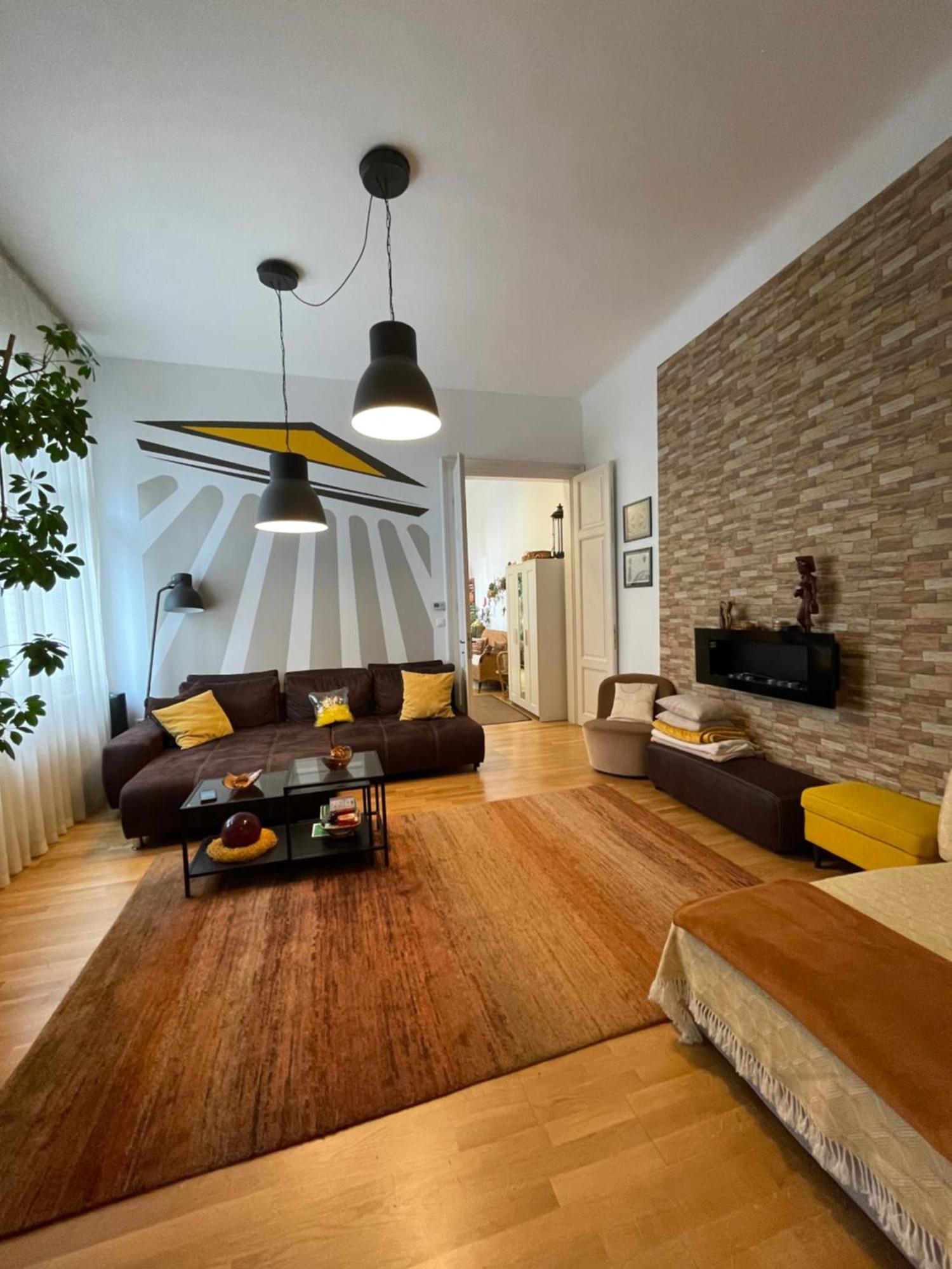 Amber Pearl 2 And 2 Bathrooms At Kalvin Square Apartamento *