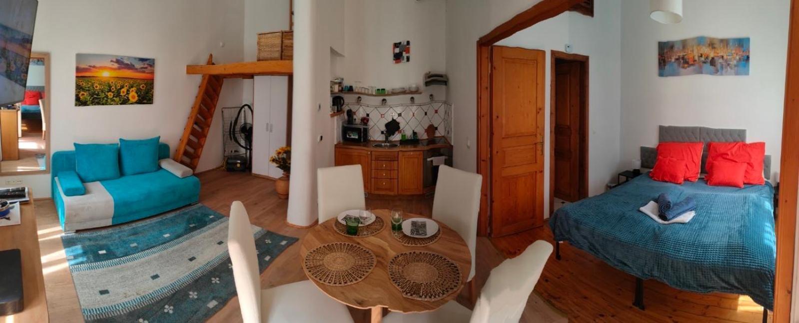 W15 Apartment