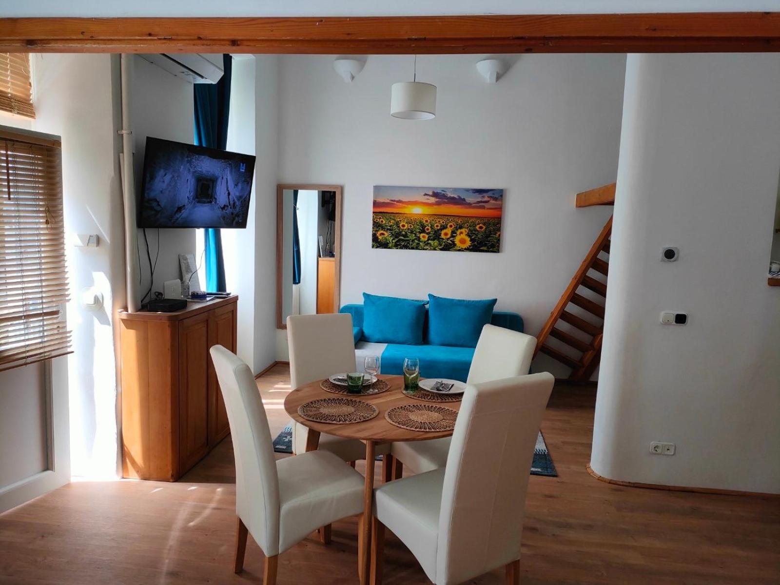 Apartment W15
