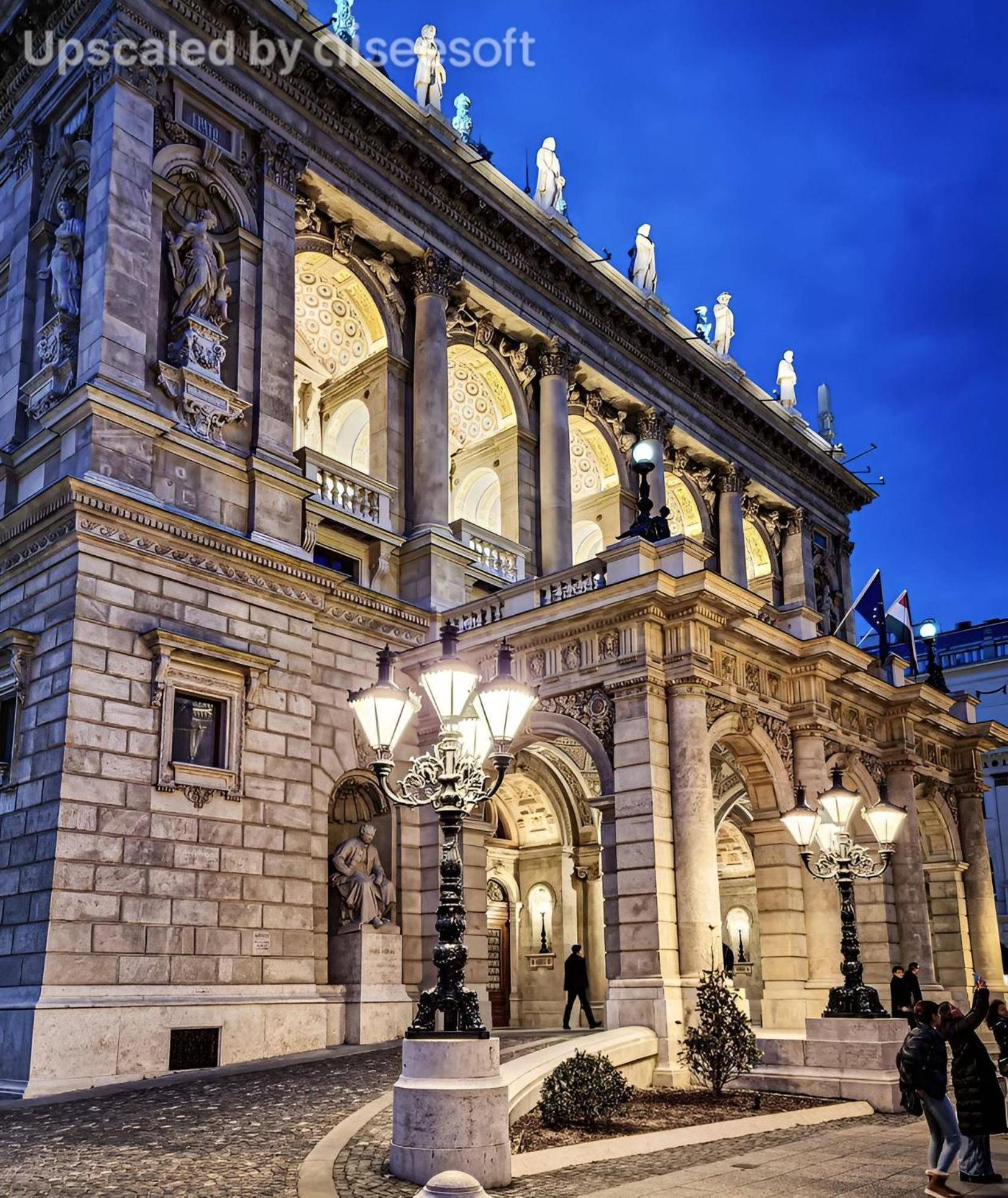 Premium Luxury Opera Near Opera And Basilica Appartamento *