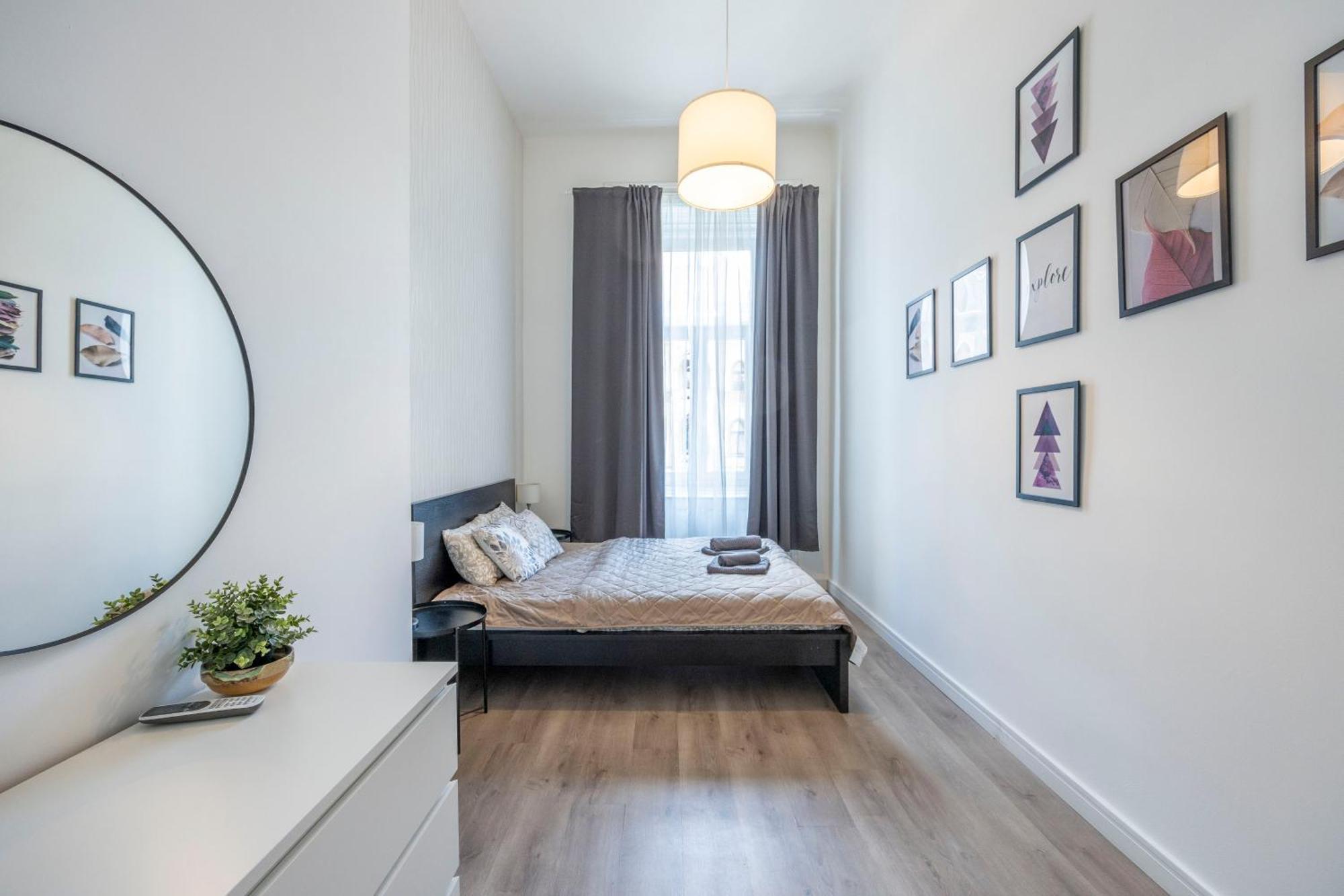 Spacious Cozy With 4bedroom In The Heart Of Bp *