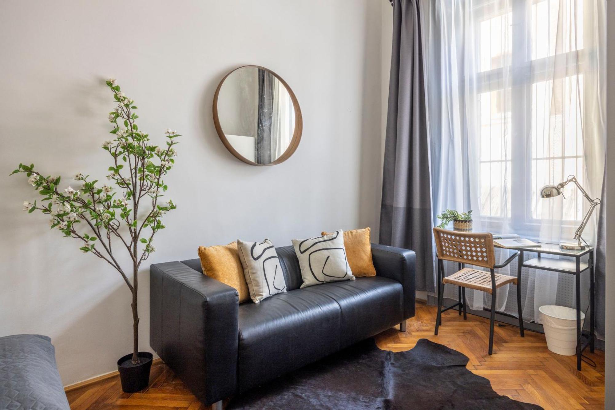 Charming & Cozy Stylish In The Heart Of *