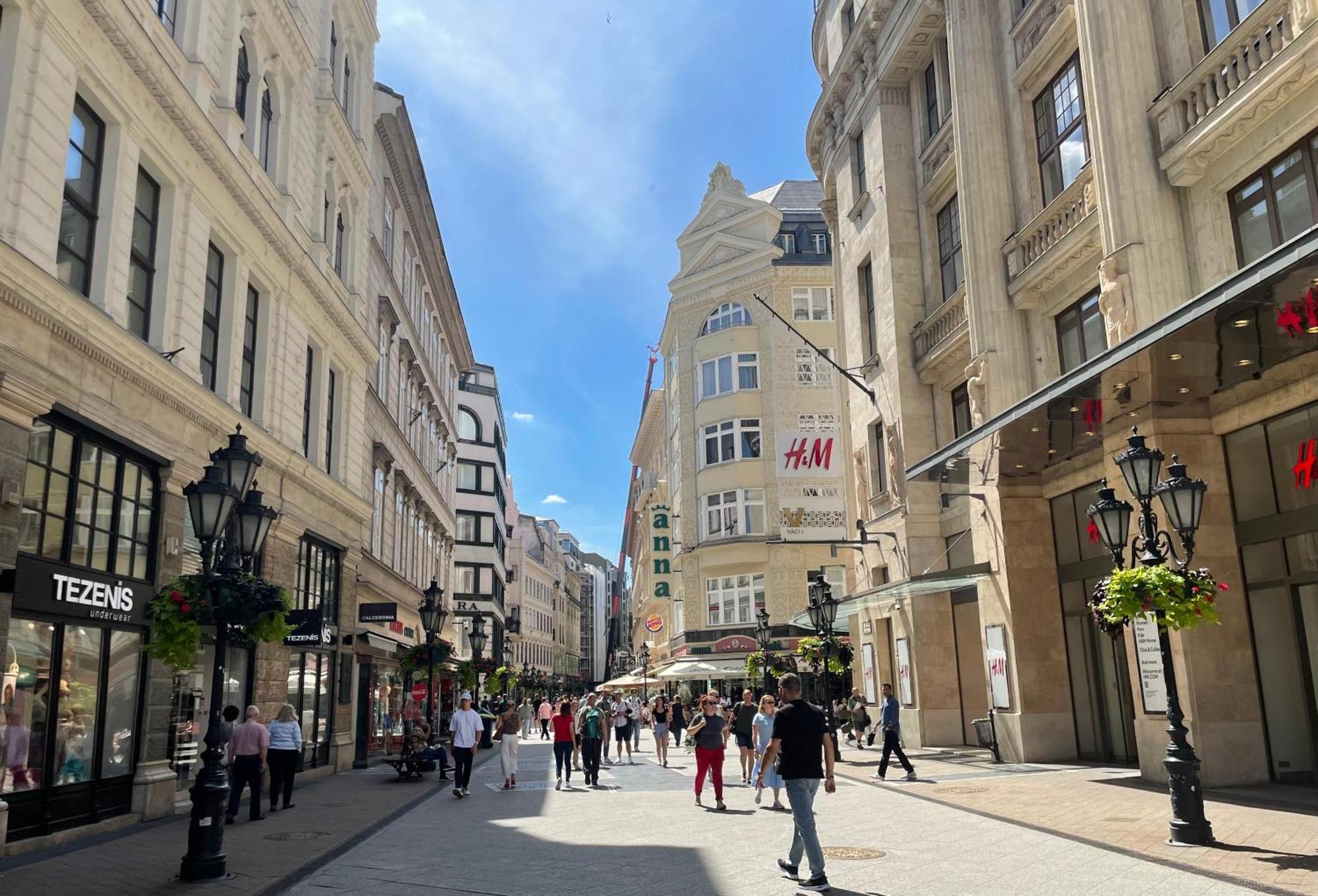 Apartment Mint Pearl 3 2 Bathrooms At Kalvin Square Budapest