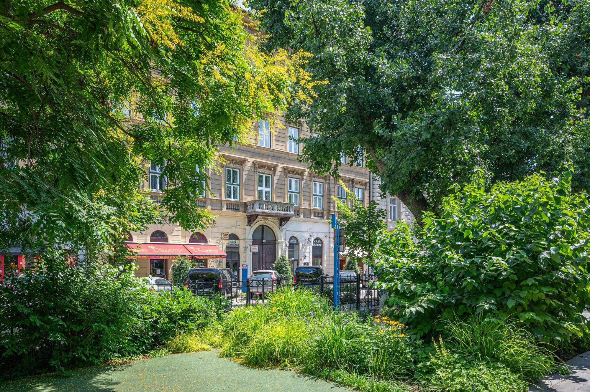Park View - Centre