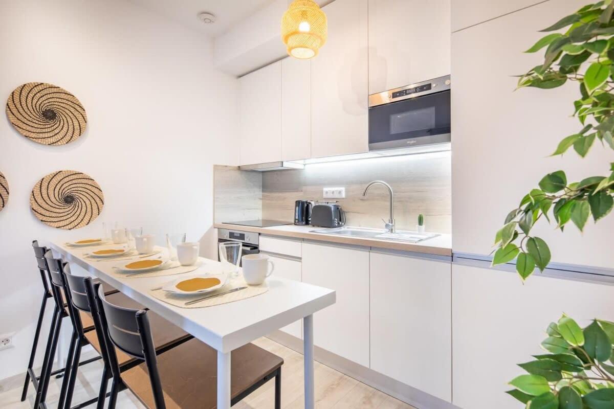 Modern Bright Place With Terrace Budapest