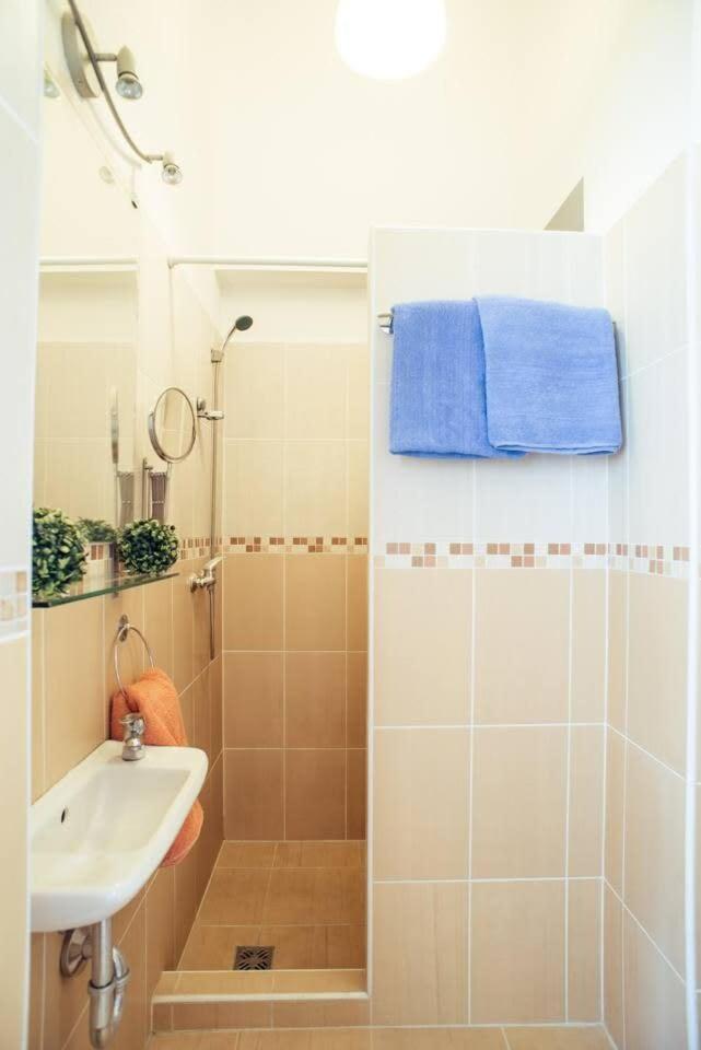 Ultra - Next To The Synagogue - Air Conditioning Apartment Budapest
