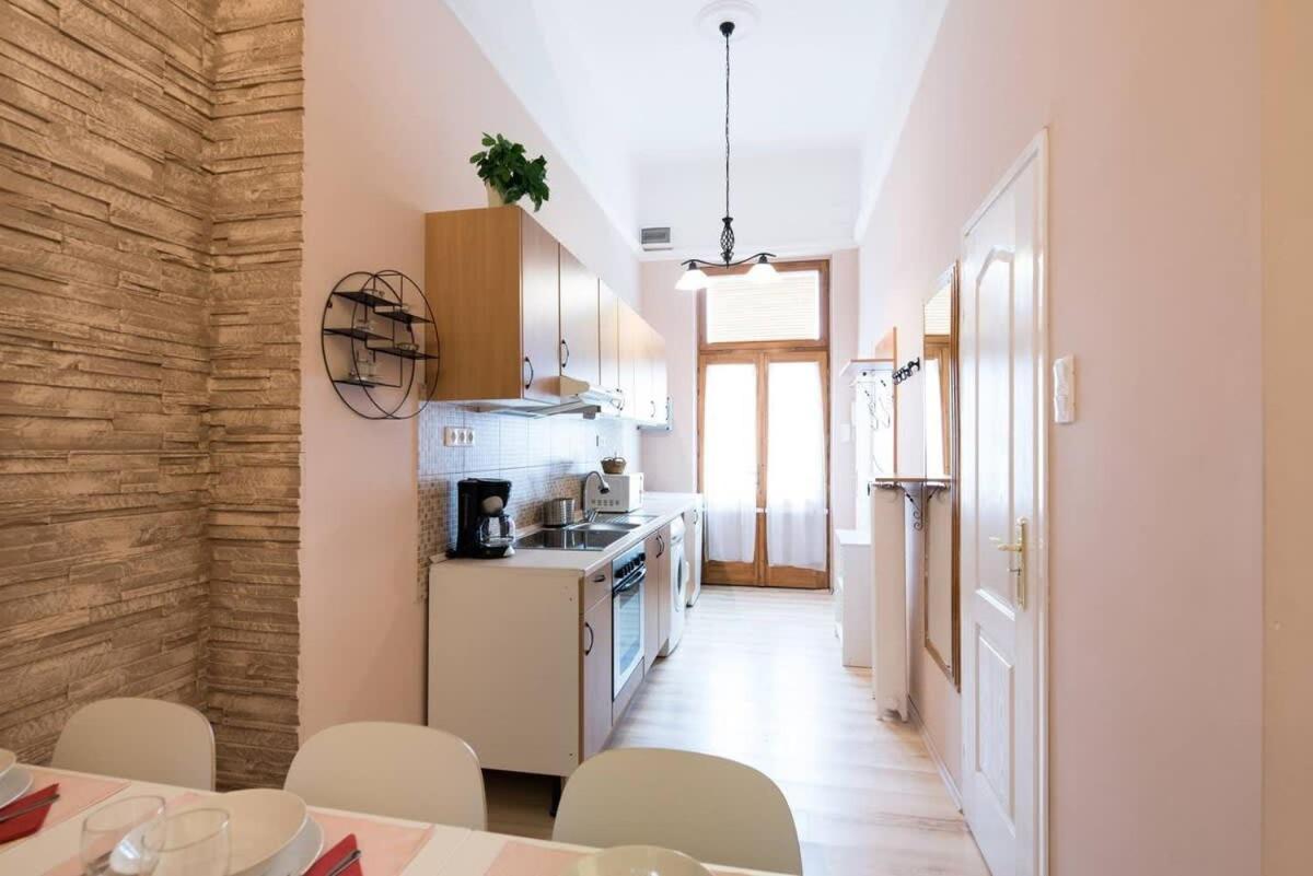 Apartment Ultra - Next To The Synagogue - Air Conditioning *