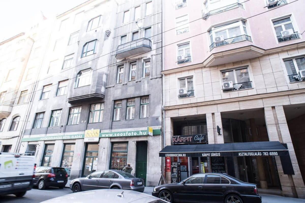 Ultra - Next To The Synagogue - Air Conditioning Budapest