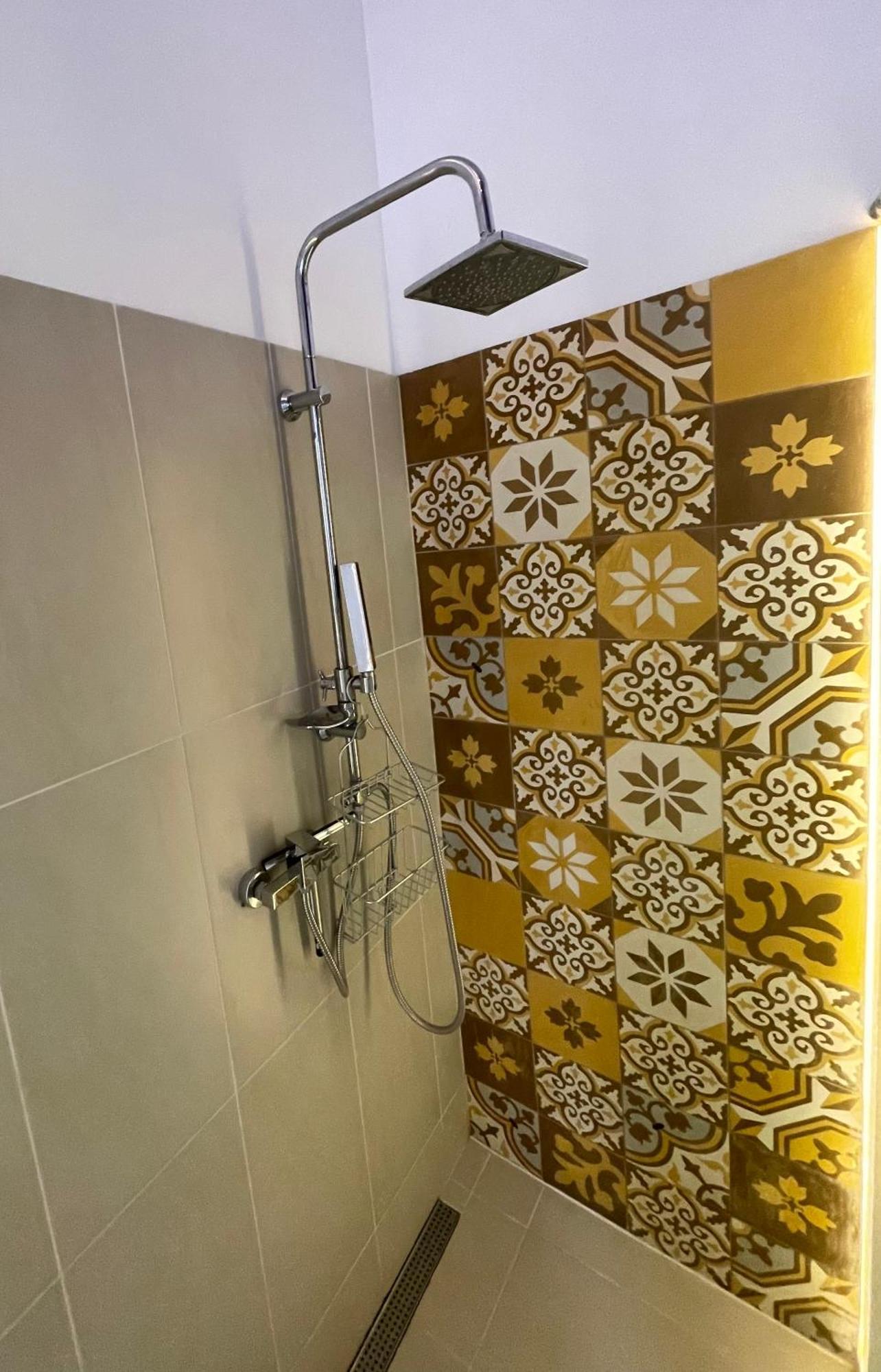 Amber Pearl 2 And 2 Bathrooms At Kalvin Square Apartmán