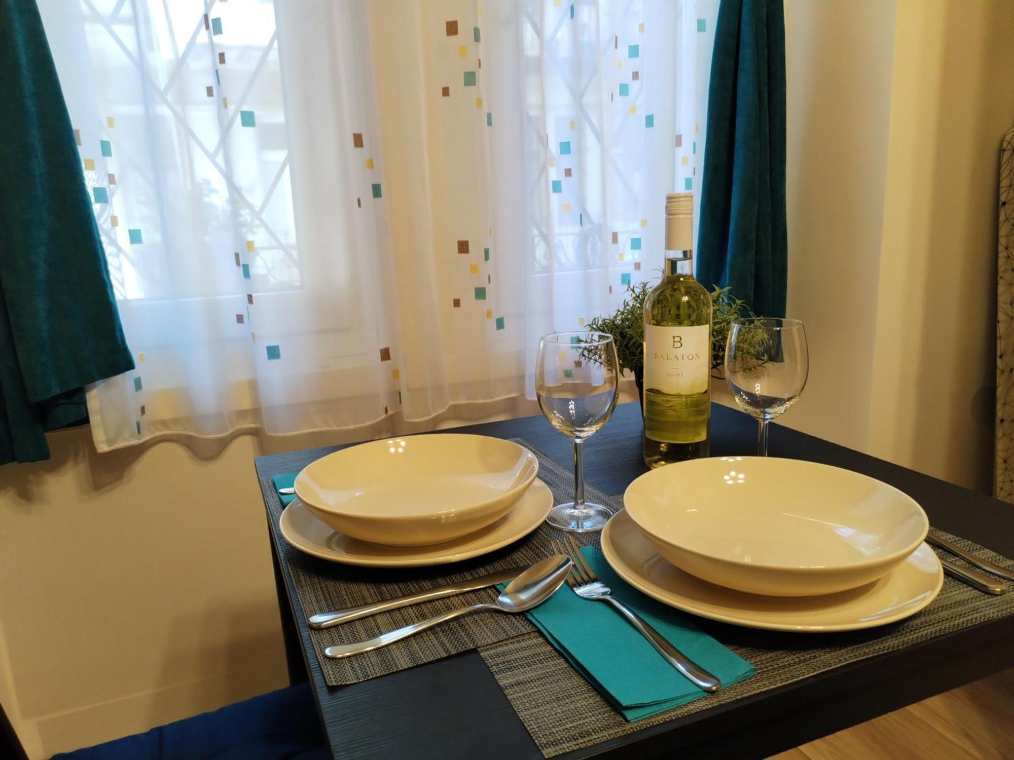 Apartment Blueroom - 15-minute Walk From Danube Budapest