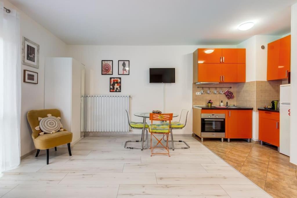 Bohemian Breeze Budapest