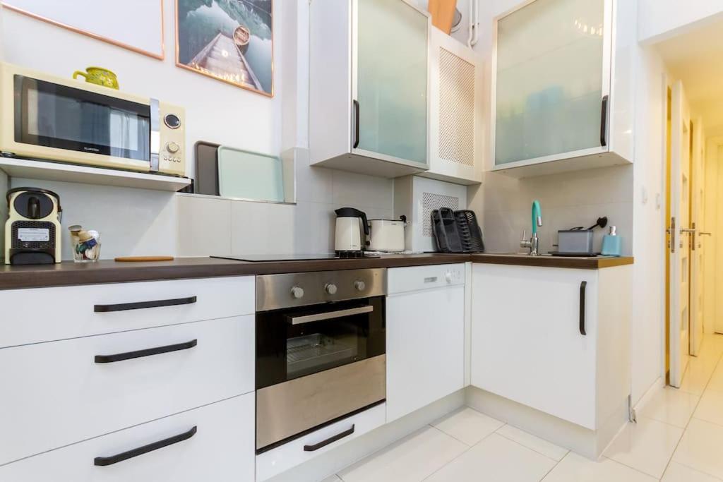 Opera 3br W Sauna By Newave Apartmán