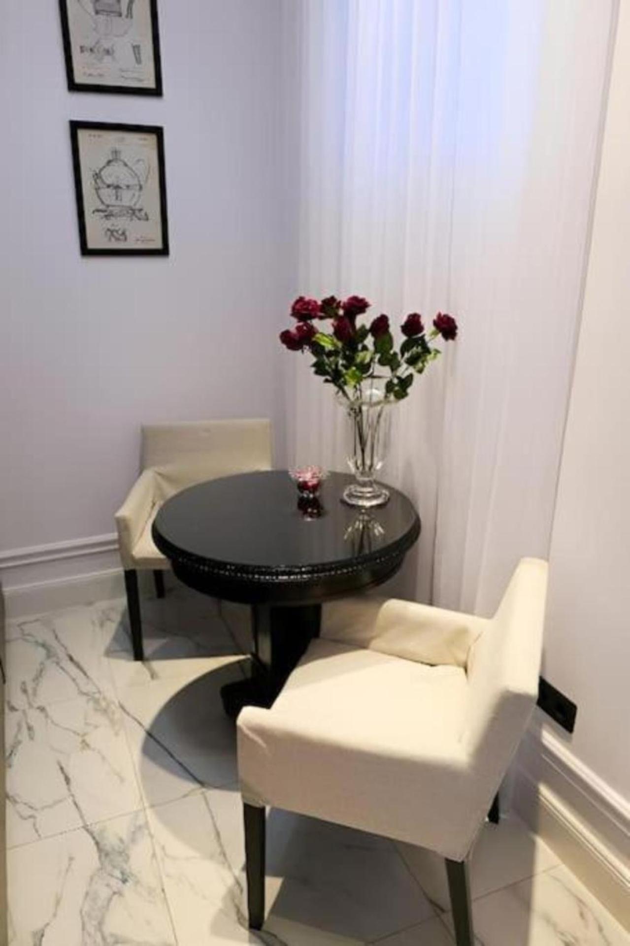 Premium Luxury Opera Near Opera And Basilica Appartamento *