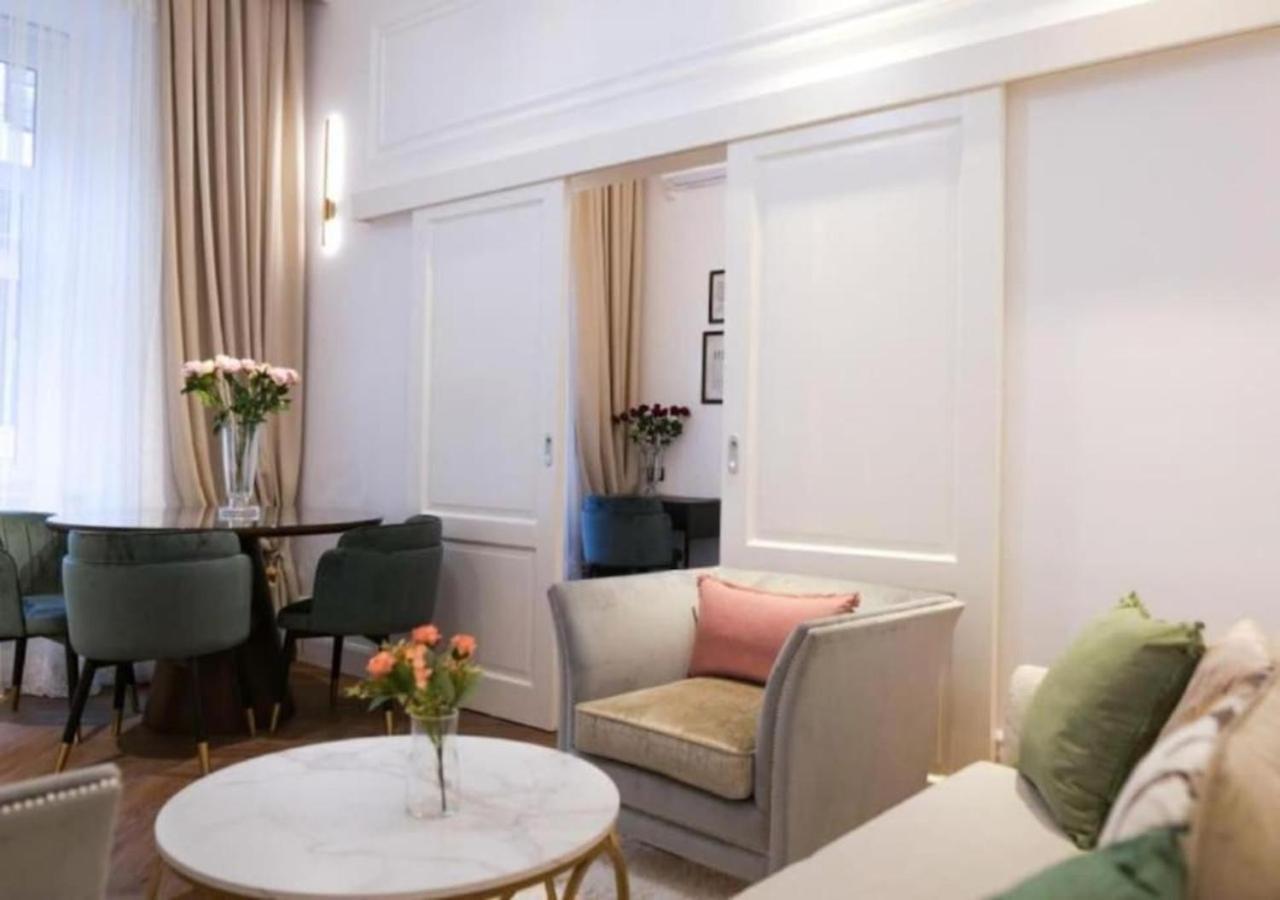 Premium Luxury Opera Near Opera And Basilica Budapest