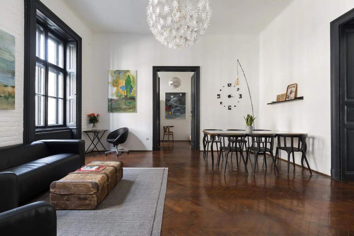 Kertesz 22 - 3 Bedrooms And Living With 2 Baths *