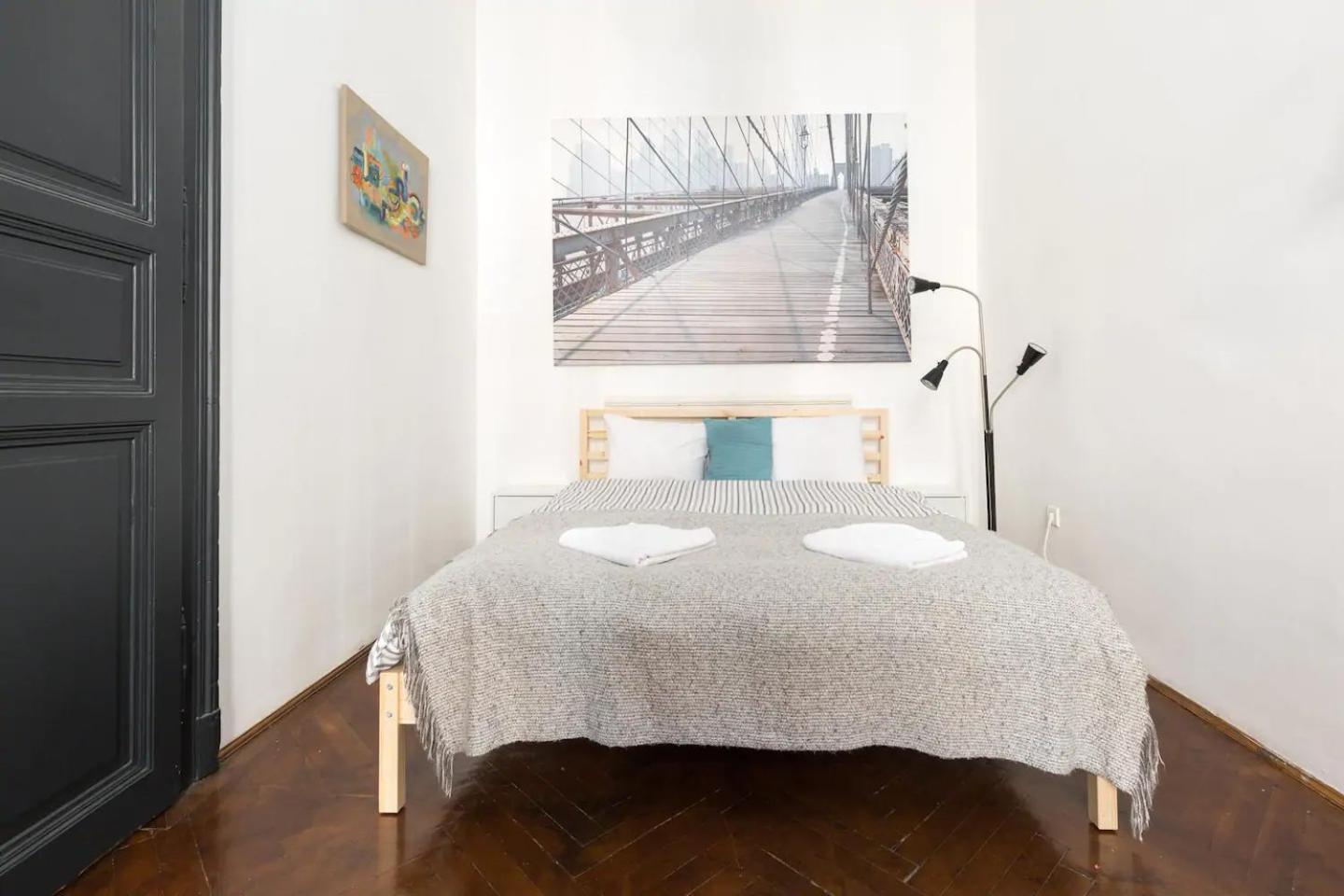 Kertesz 22 - 3 Bedrooms And Living With 2 Baths Budapest