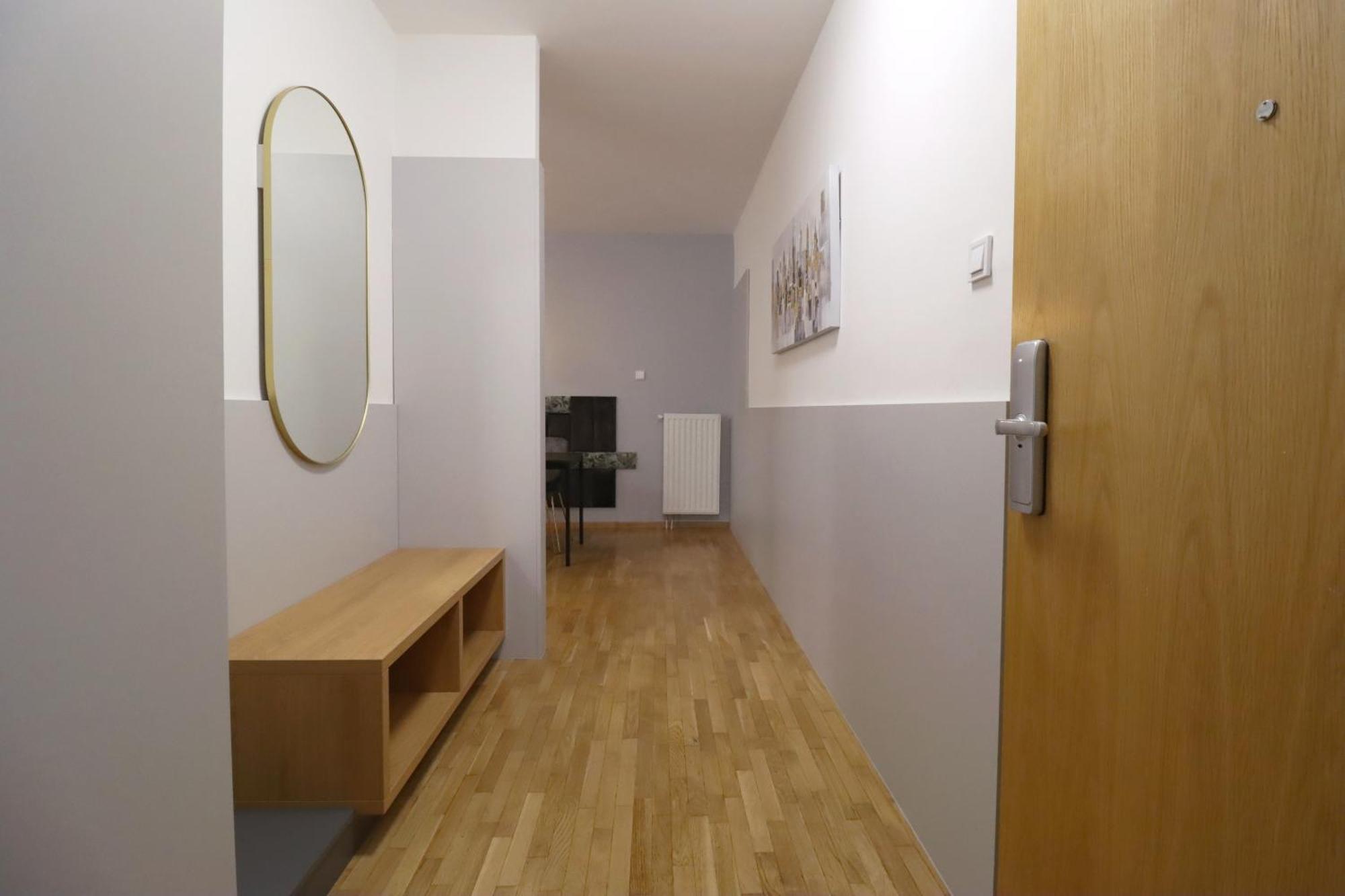 Appartamento Kazinczy 2bdr With Ac, Smart Tv Budapest