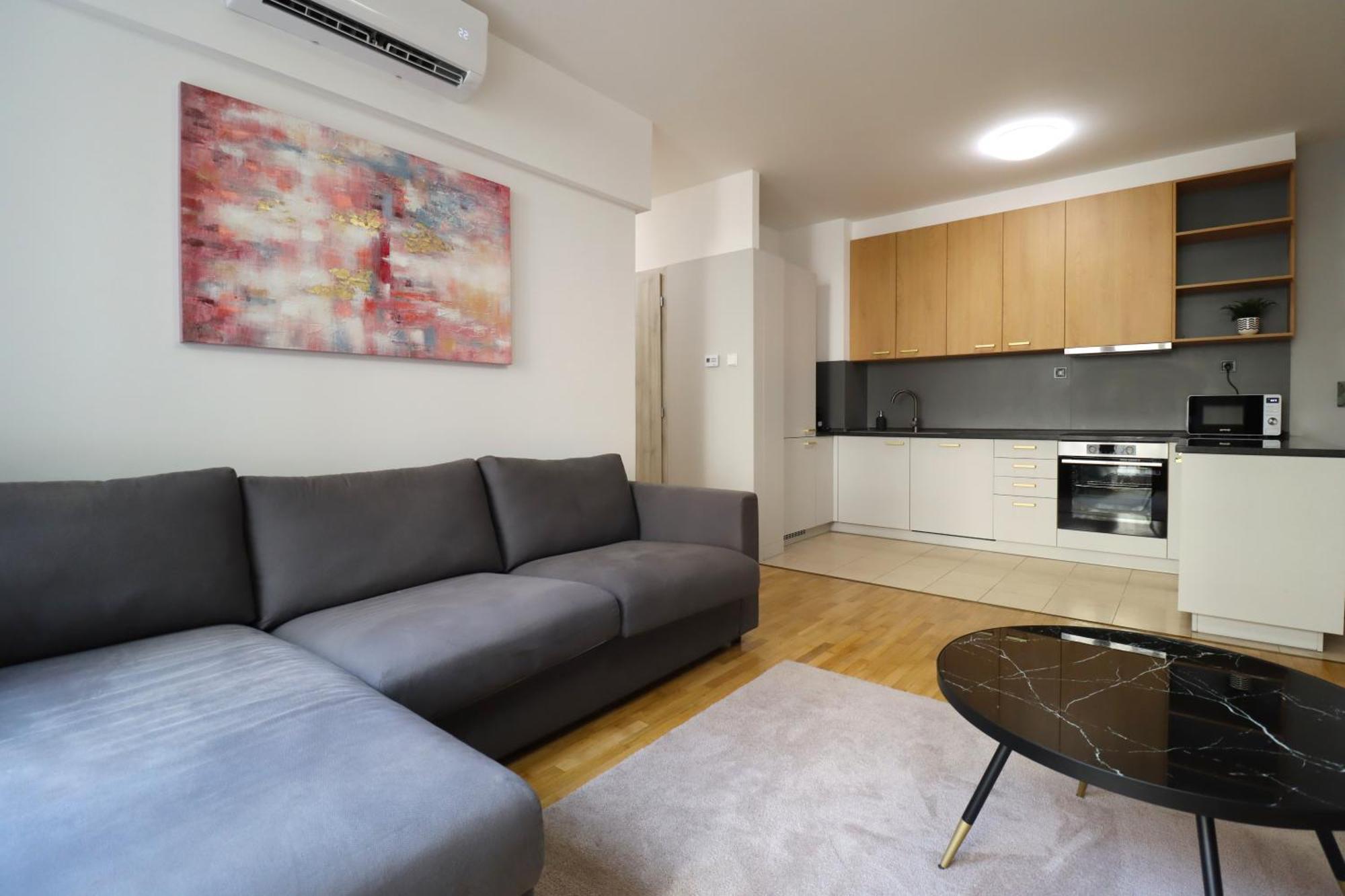 Appartamento Kazinczy 2bdr With Ac, Smart Tv
