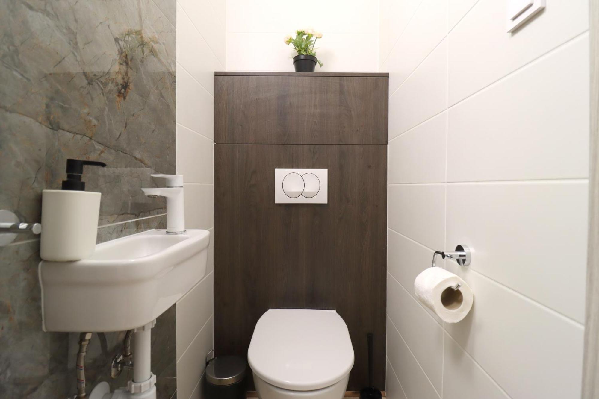 Appartamento Kazinczy 2bdr With Ac, Smart Tv *