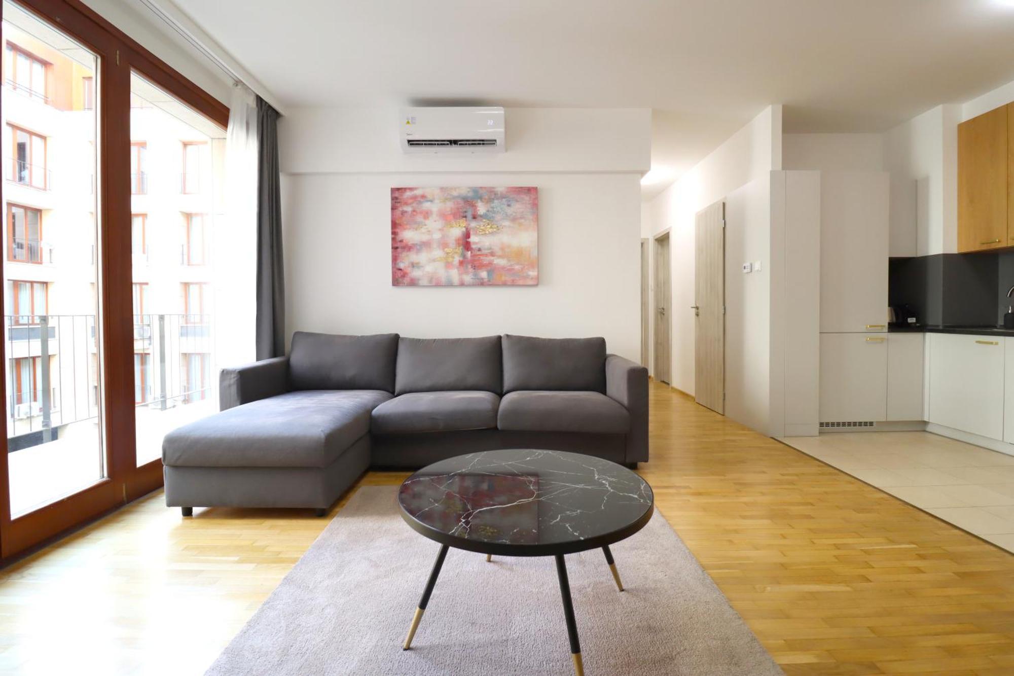 Kazinczy 2bdr With Ac, Smart Tv Appartamento *