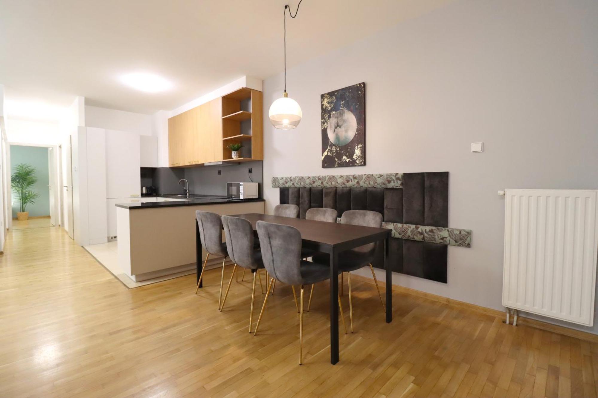 Appartamento Kazinczy 2bdr With Ac, Smart Tv