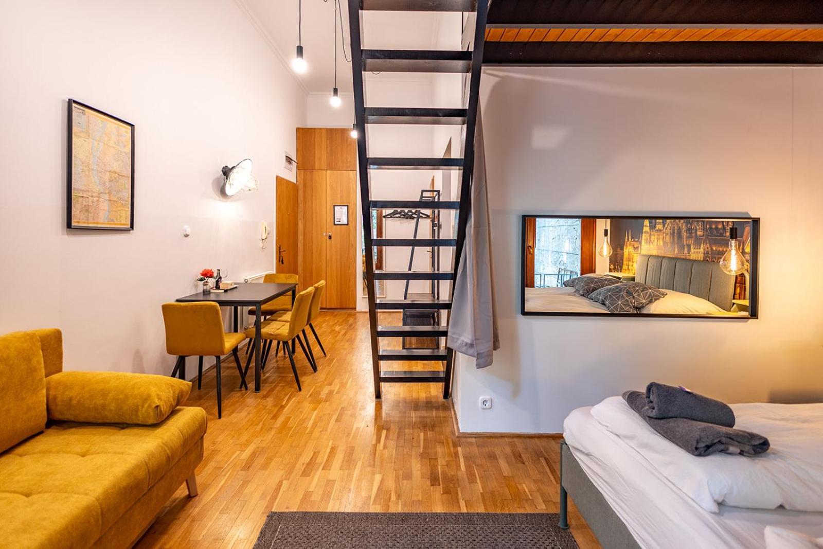 Mooki Loft&garden In Sohobudapest * Budapest