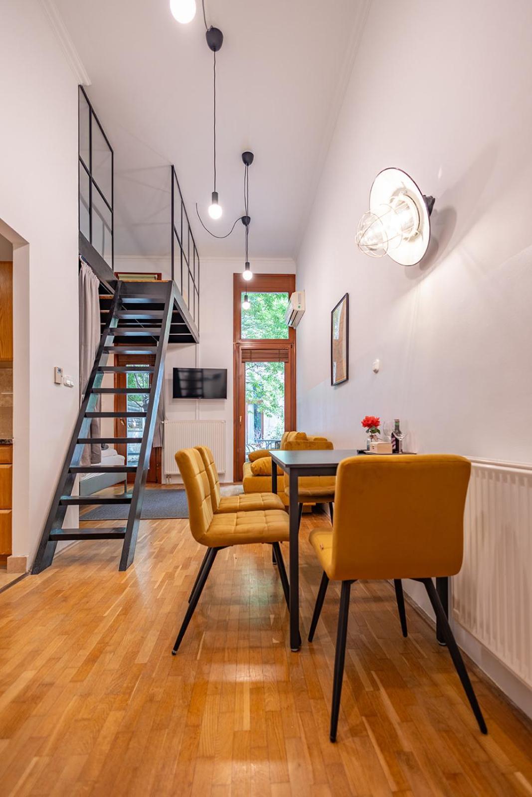 Mooki Loft&garden In Sohobudapest * Budapest