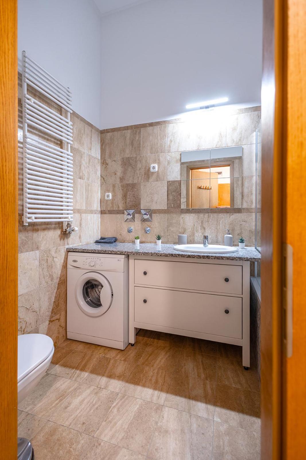Mooki Loft&garden In Sohobudapest *