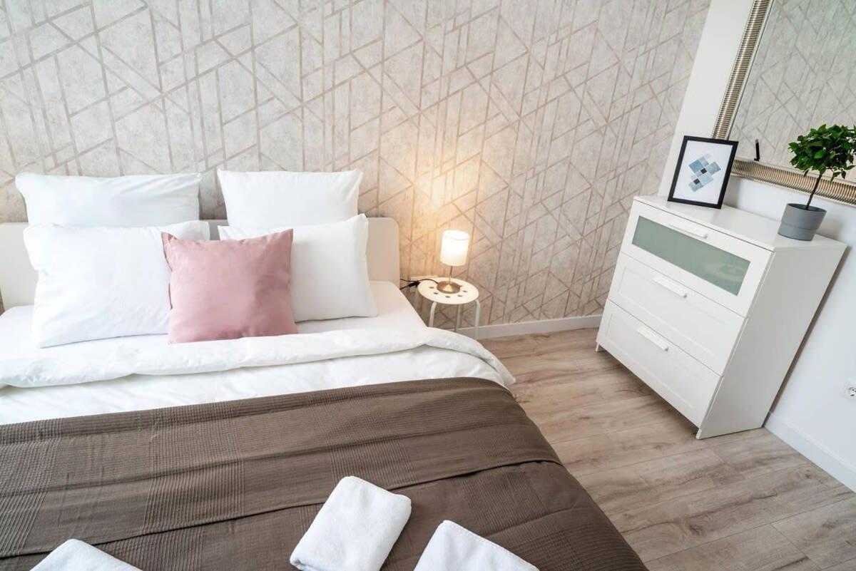 Appartamento Extra Brand New And Large Ac Budapest