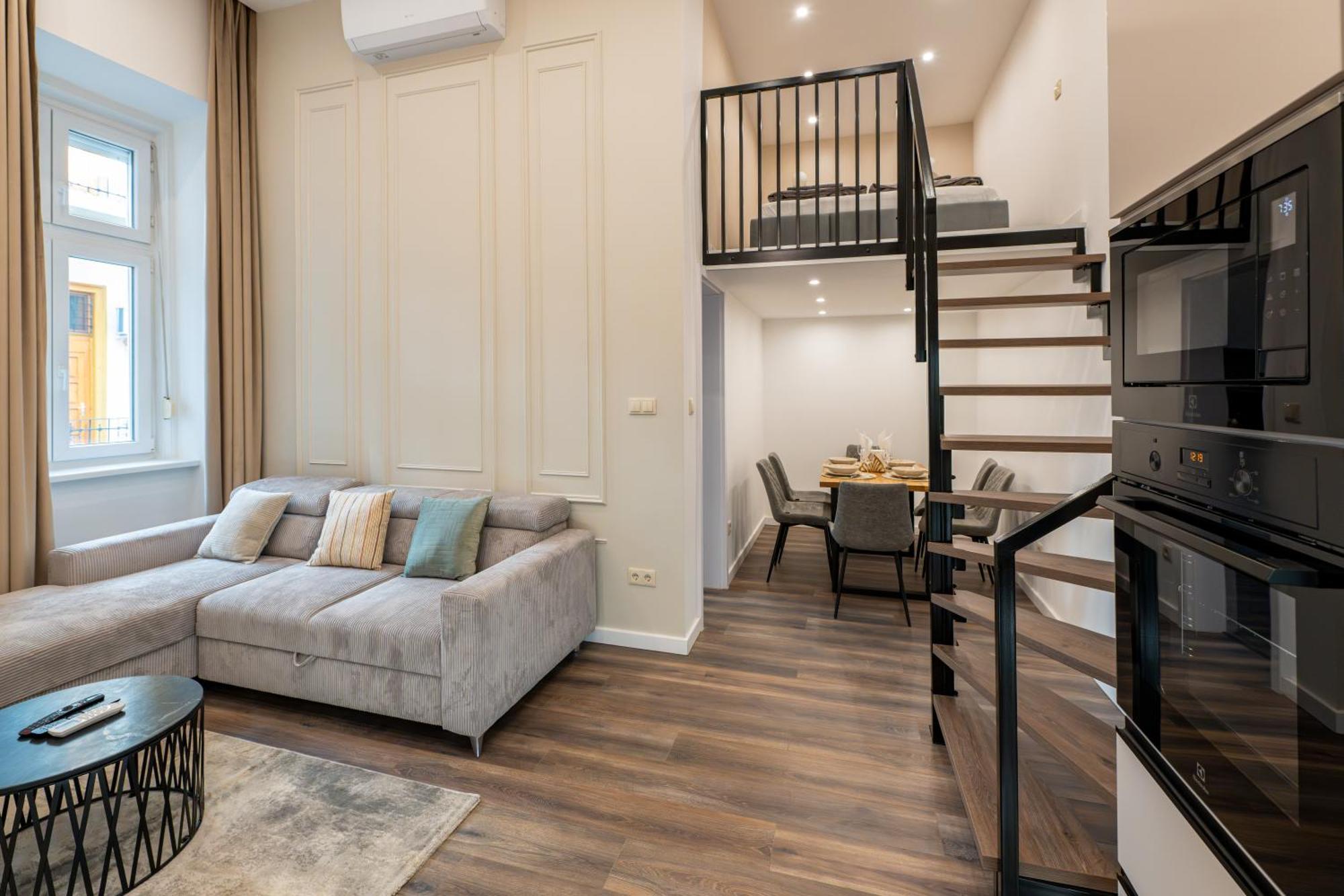 D52 Luxury * Budapest