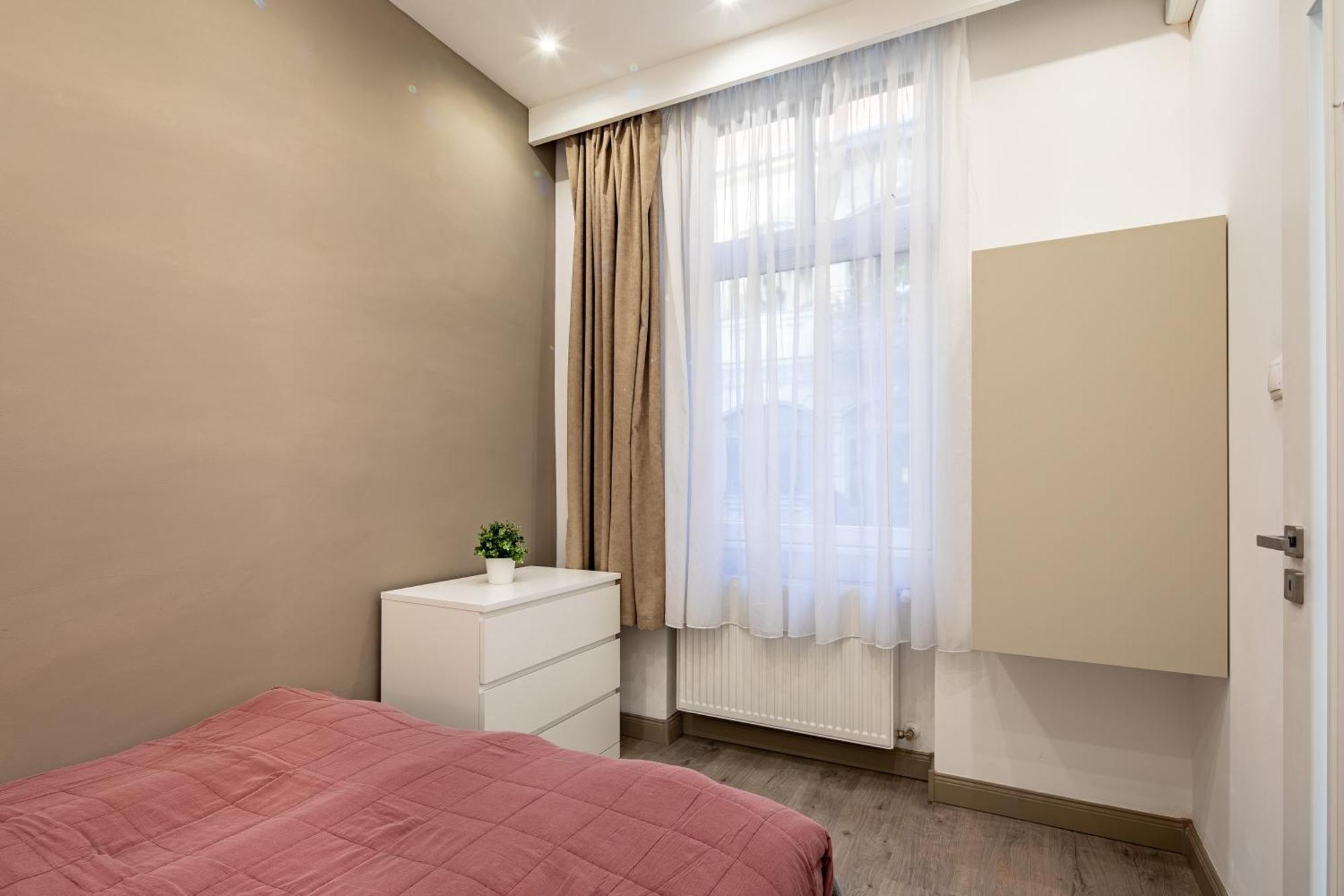 Apartment Sunny Three Bedroom