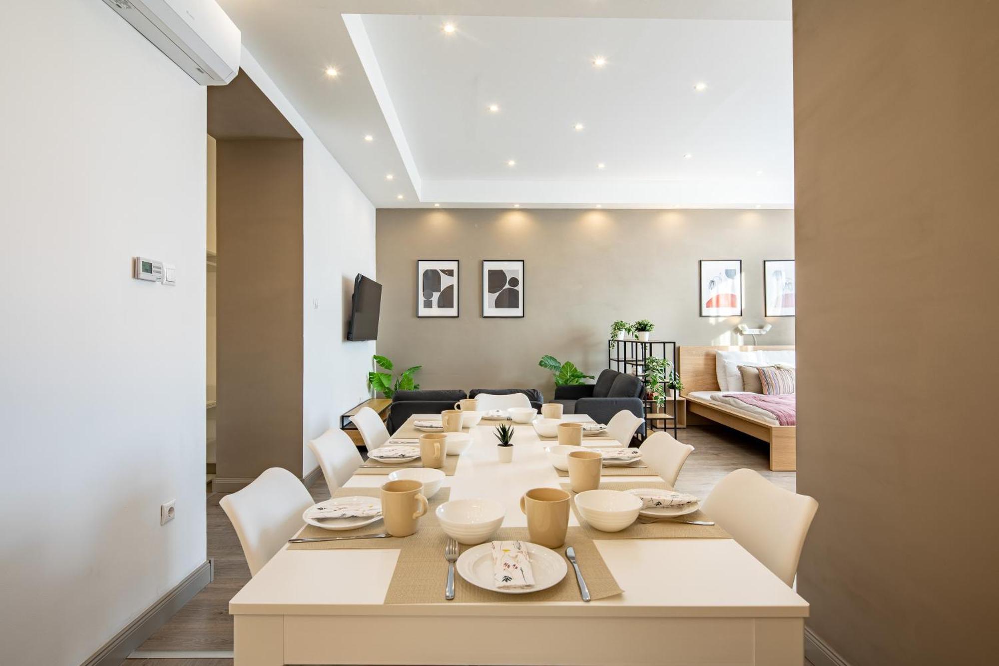 Sunny Three Bedroom * Budapest