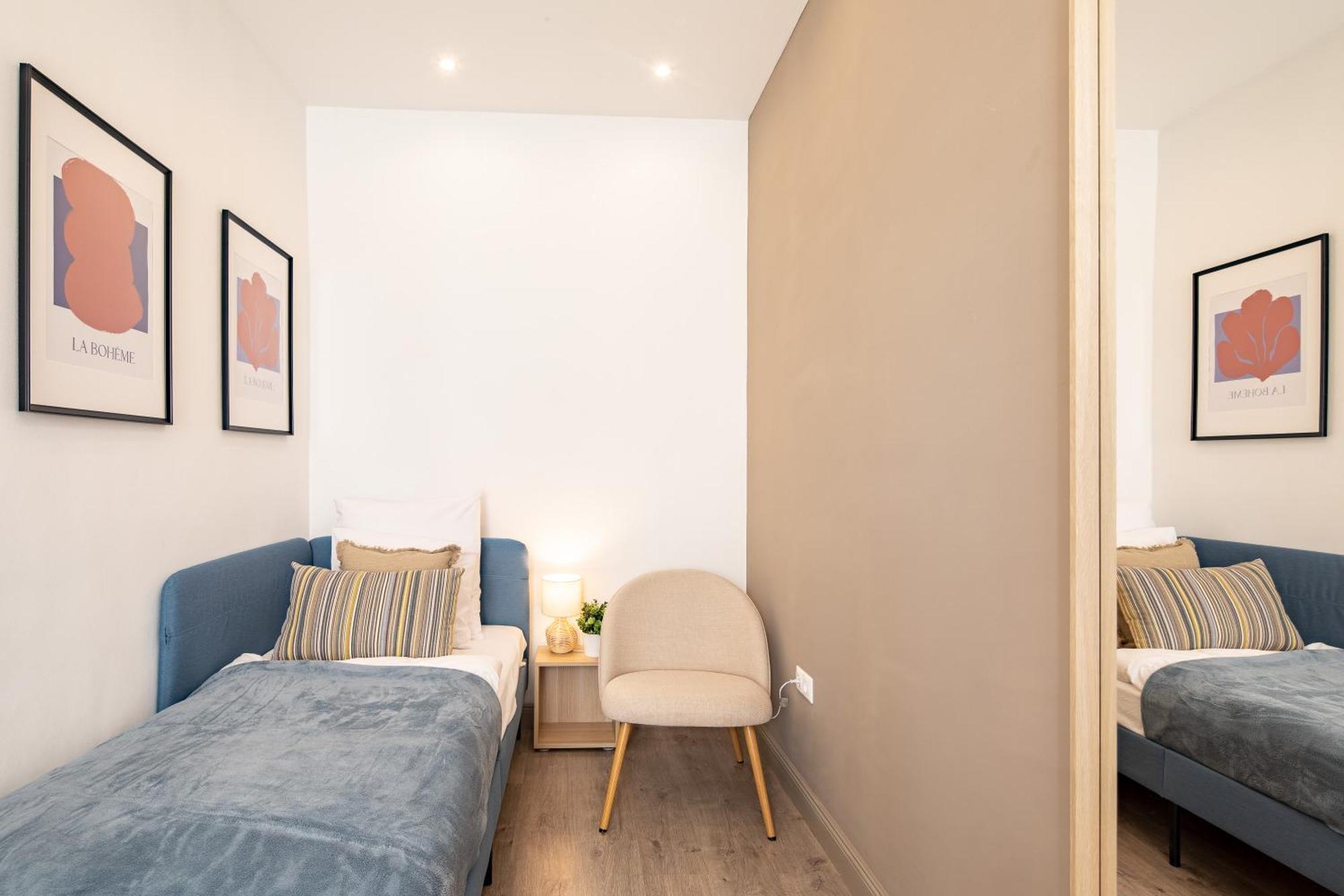Apartment Sunny Three Bedroom Budapest