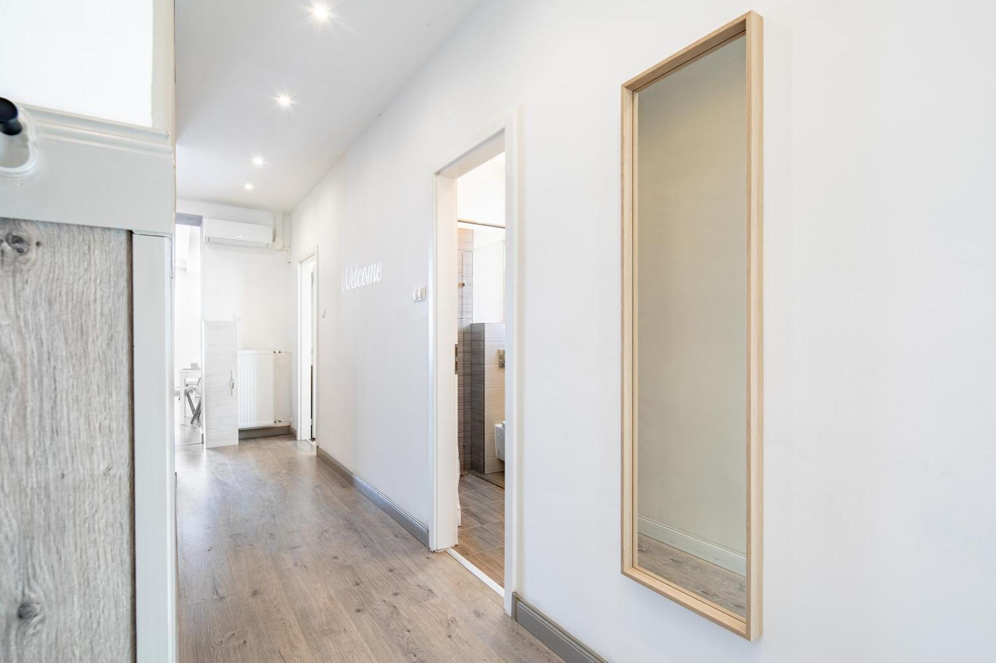 Sunny Three Bedroom Apartment