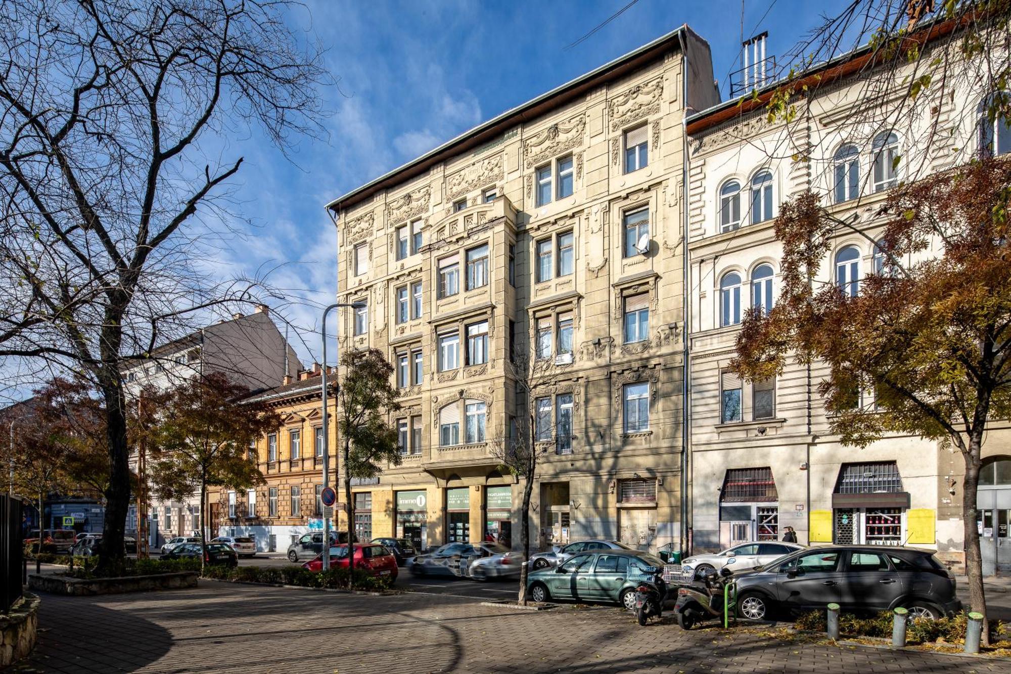 Sunny Three Bedroom