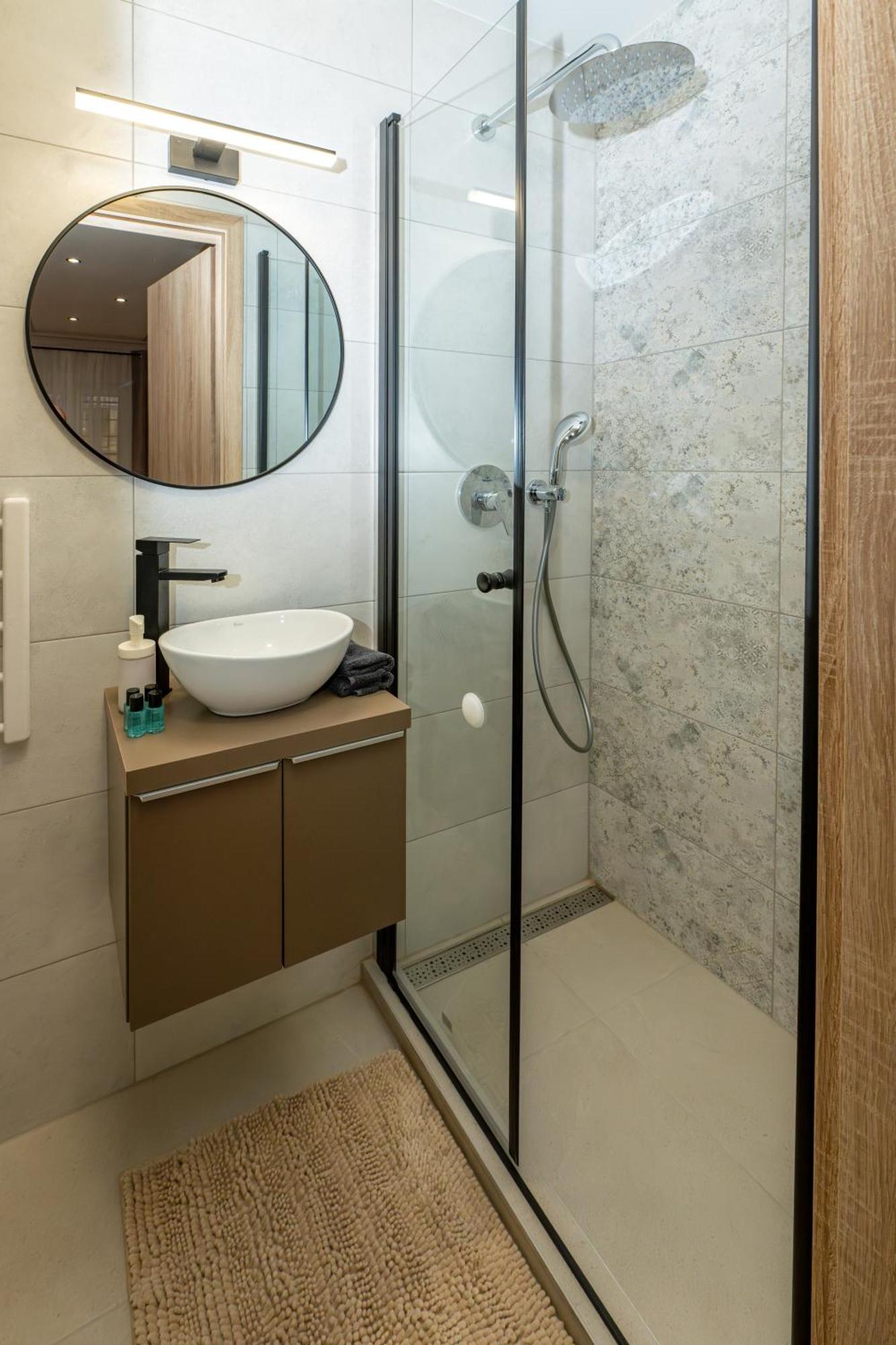 Apartament Astoria R92 Two Bedroom